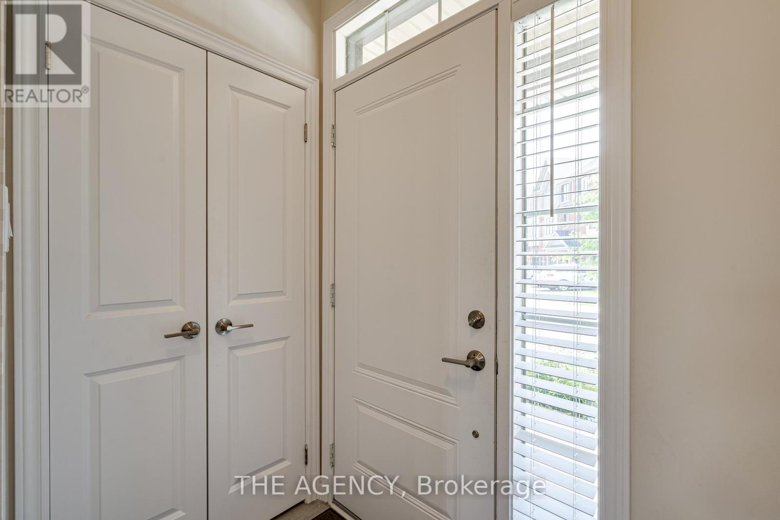 47 Hibiscus Lane, Hamilton, Ontario  L8K 0A4 - Photo 6 - X12837592