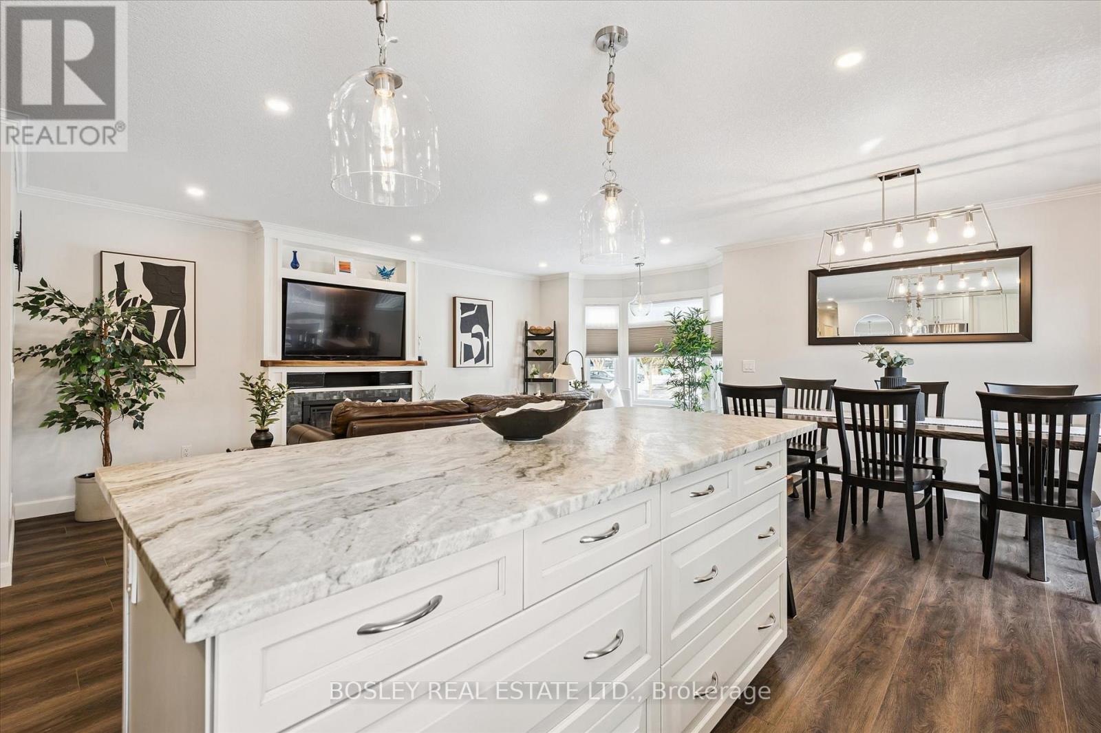 102 - 67 Breckenridge Drive, Kitchener, Ontario  N2B 3R8 - Photo 11 - X12837650