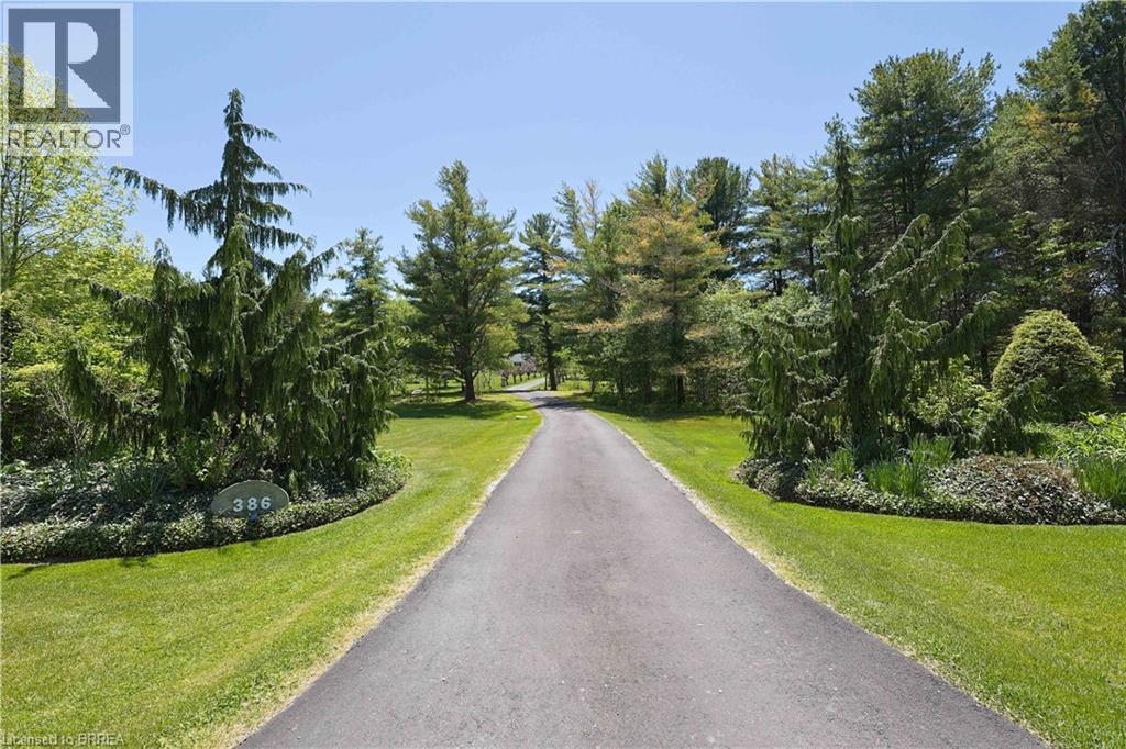 386 Radical Road, Port Dover, Ontario  N4Y 4K2 - Photo 2 - 40808956