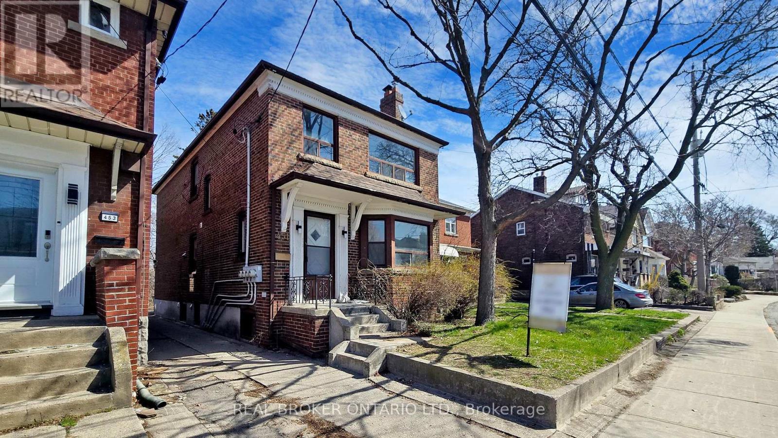Upper - 451 Donlands Avenue, Toronto, Ontario  M4J 3S4 - Photo 1 - E12834784