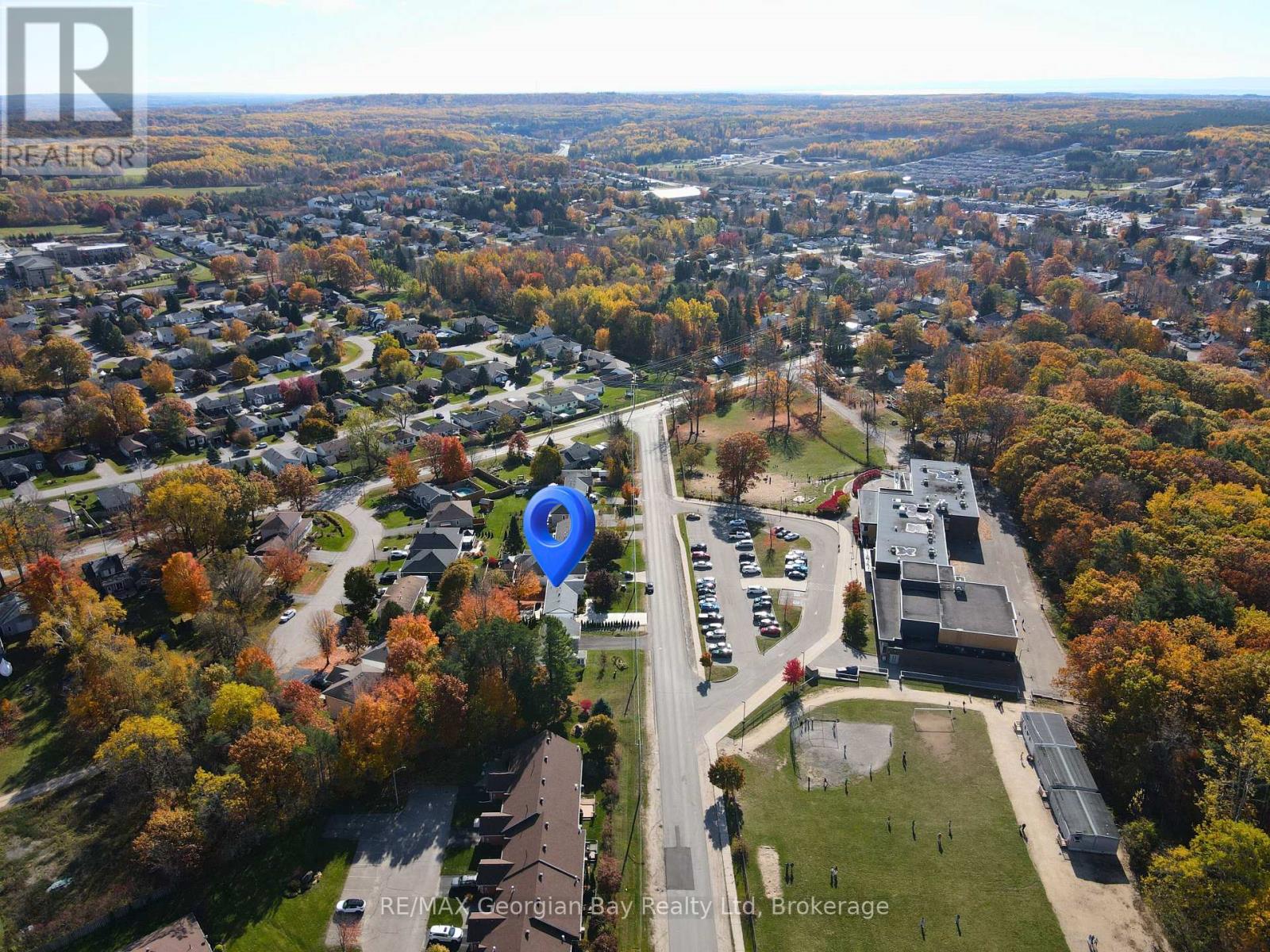 15 Lorne Avenue, Penetanguishene, Ontario L9M 1B1 - Photo 43 - S12837732