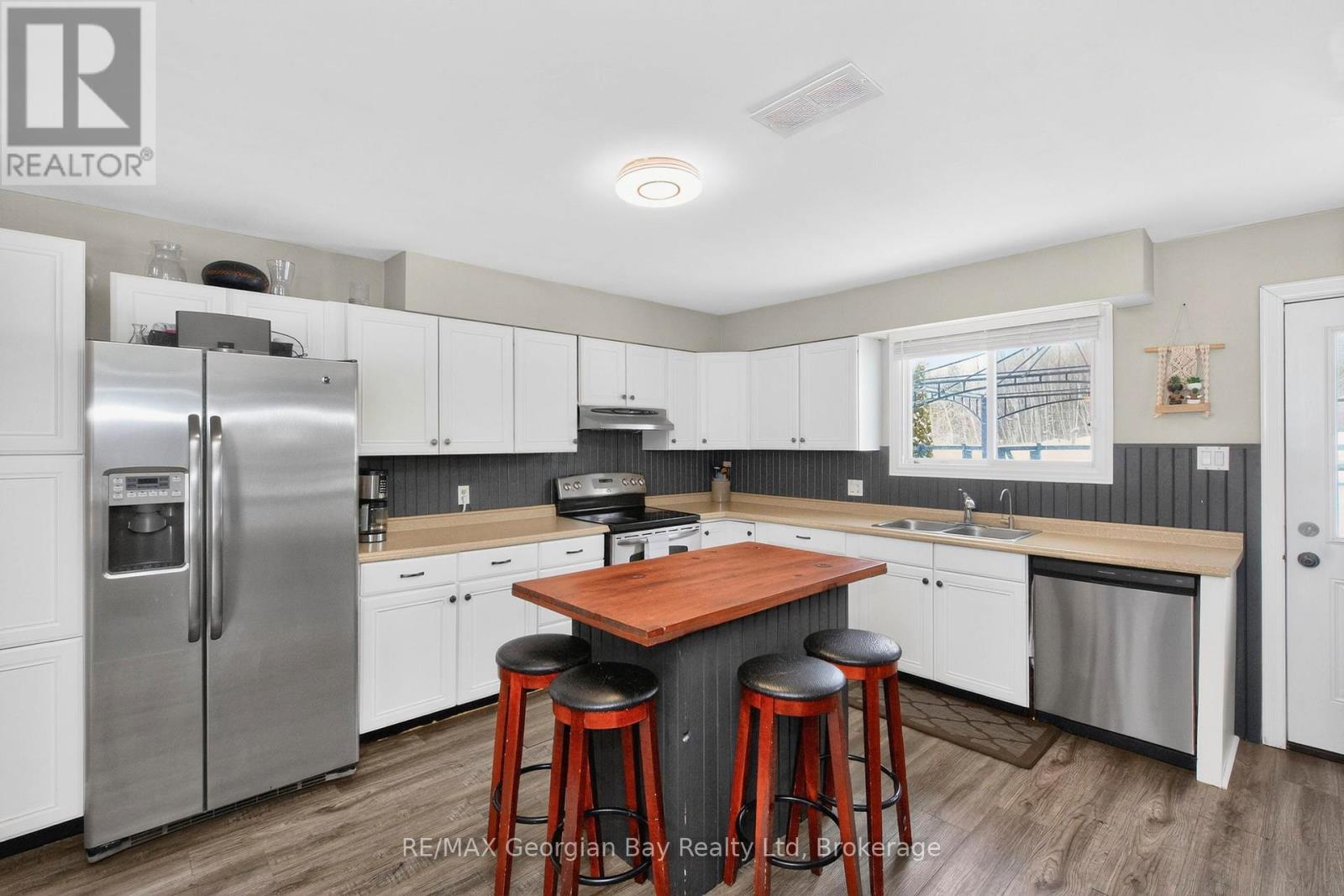 382 Rope Boulevard, Tay, Ontario L0K 2C0 - Photo 12 - S12837734