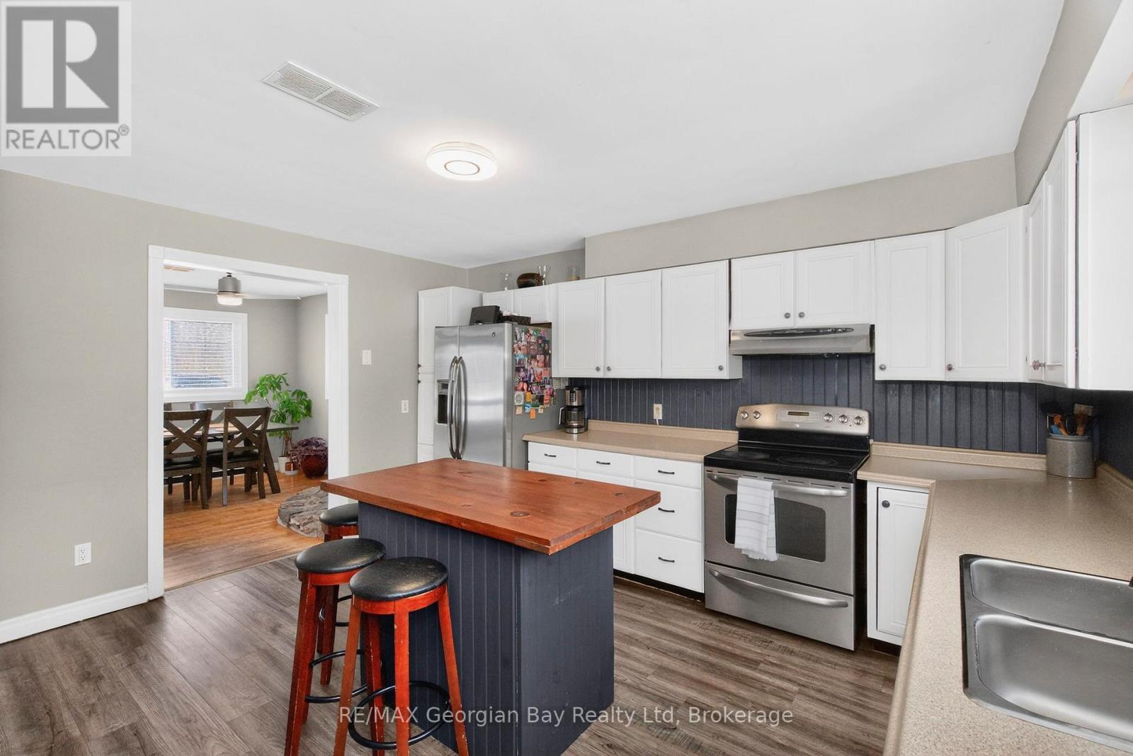 382 Rope Boulevard, Tay, Ontario L0K 2C0 - Photo 13 - S12837734