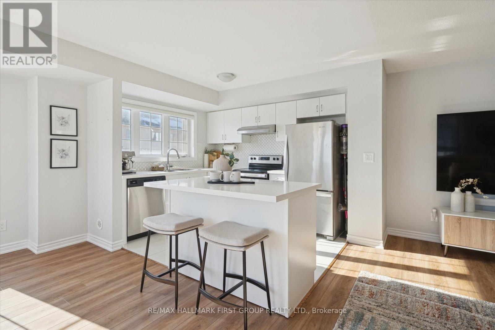 40 Porcelain Way, Whitby, Ontario L1R 0R6 - Photo 8 - E12837662