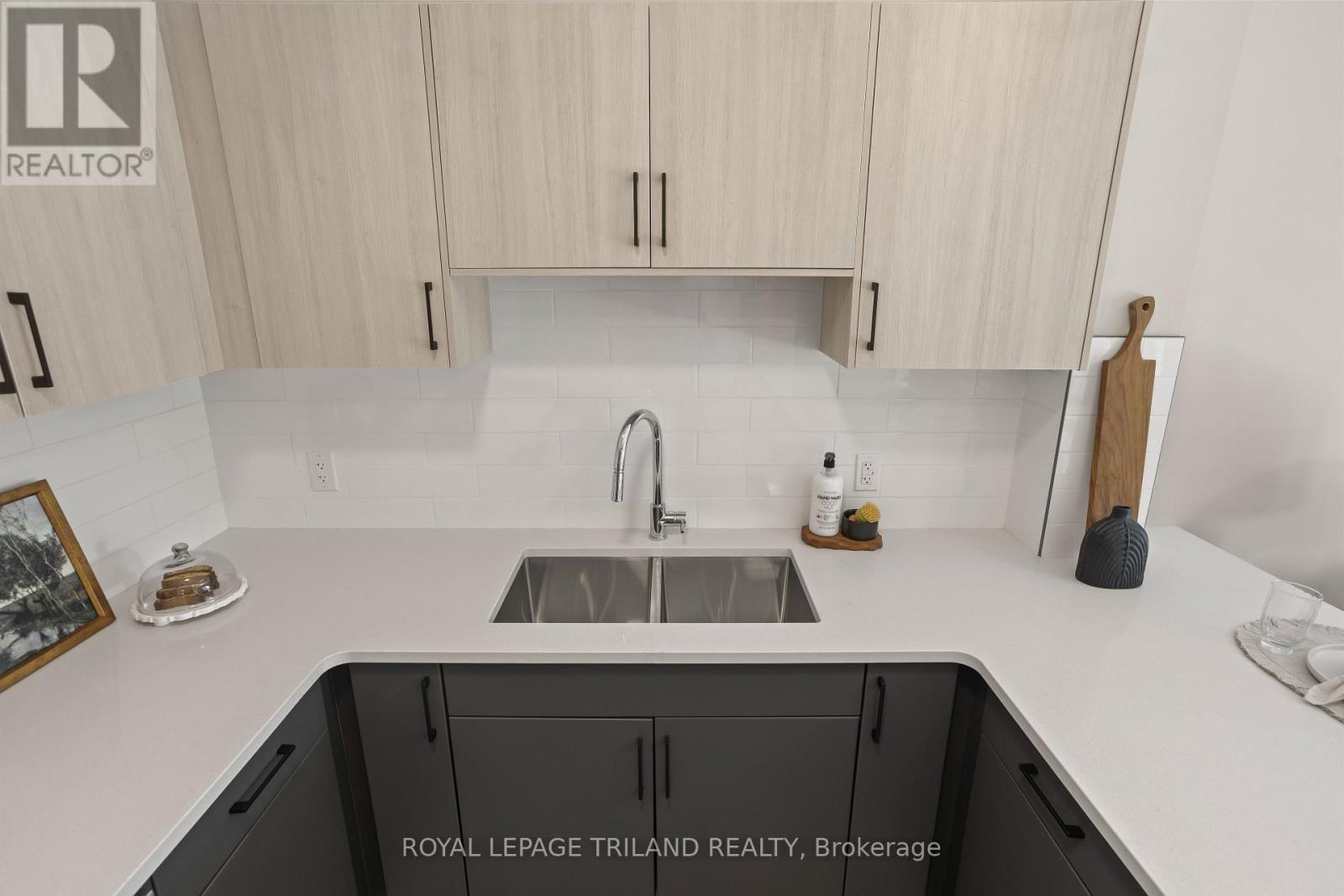 105 - 33318 Richmond Street, Lucan Biddulph, Ontario  N0M 2J0 - Photo 18 - X12837742