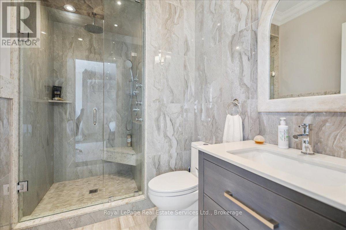 1211 Pinegrove Road, Oakville, Ontario  L6L 2W8 - Photo 24 - W12818918