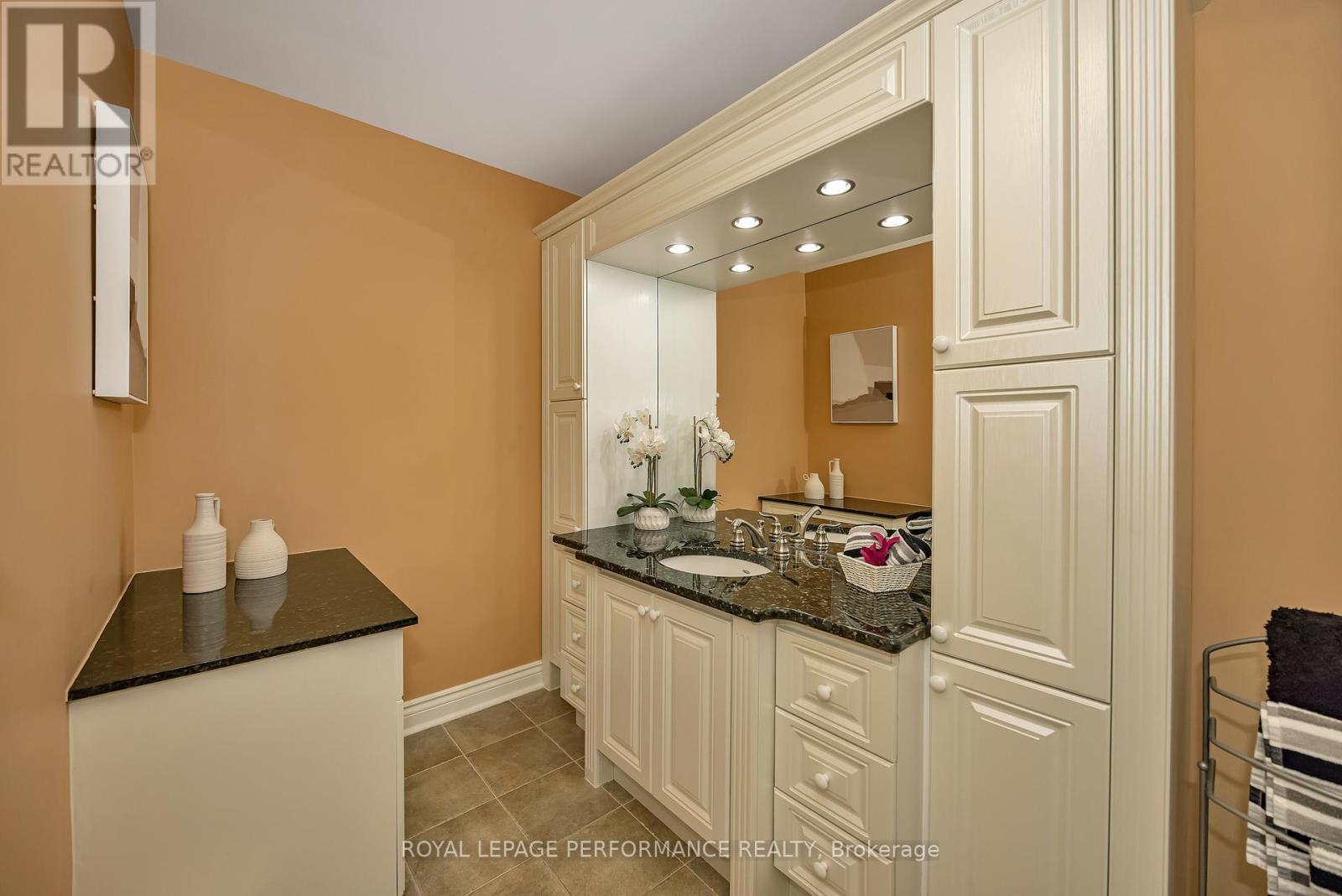 49 Peregrine Crescent, Ottawa, Ontario  K2M 2T2 - Photo 14 - X12837704