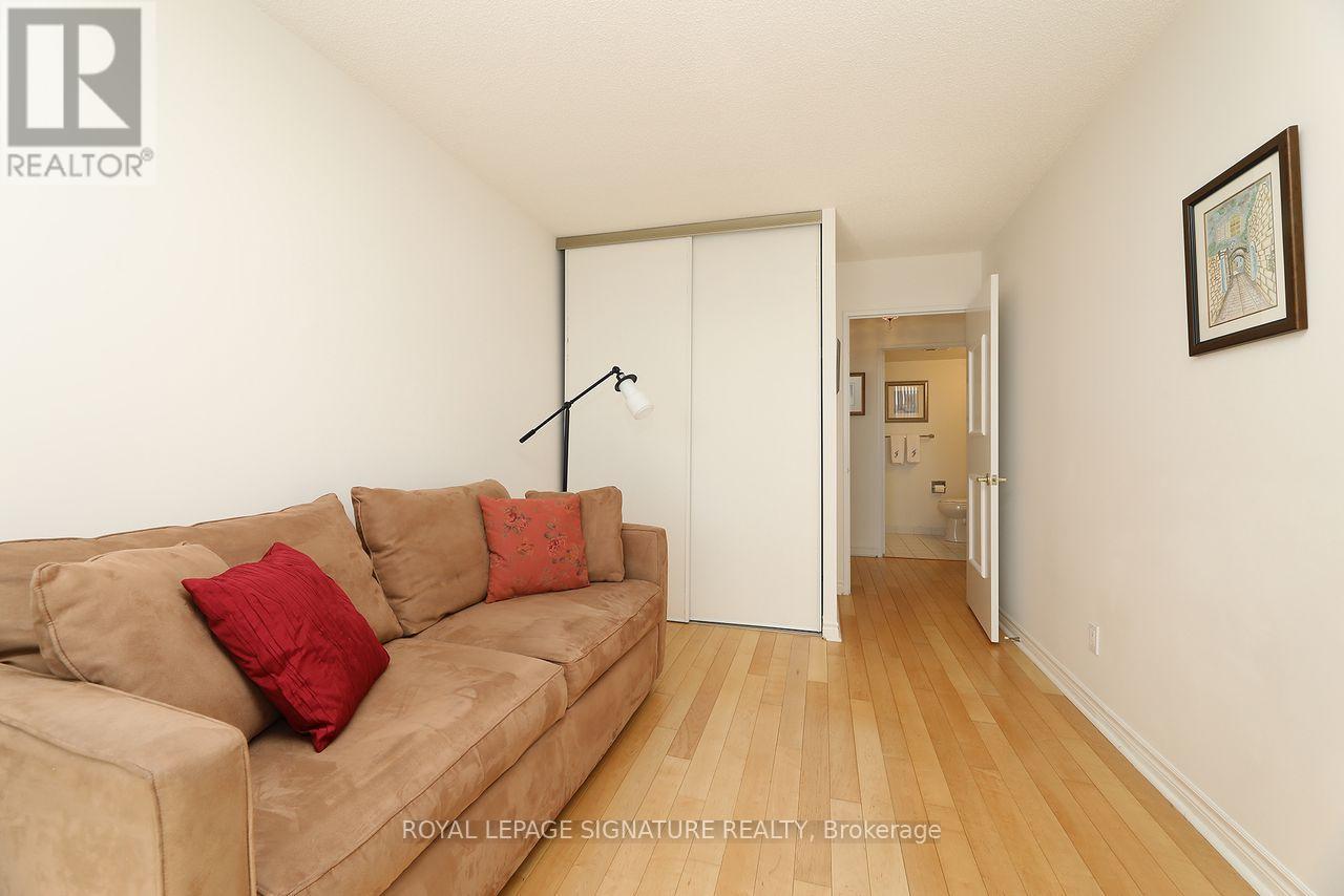 1110 - 1101 Steeles Avenue W, Toronto, Ontario  M2R 3W5 - Photo 14 - C12837668