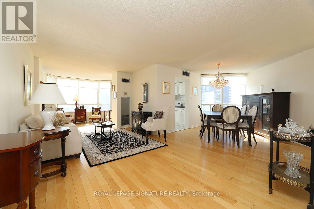 1110 - 1101 Steeles Avenue W, Toronto, Ontario  M2R 3W5 - Photo 2 - C12837668