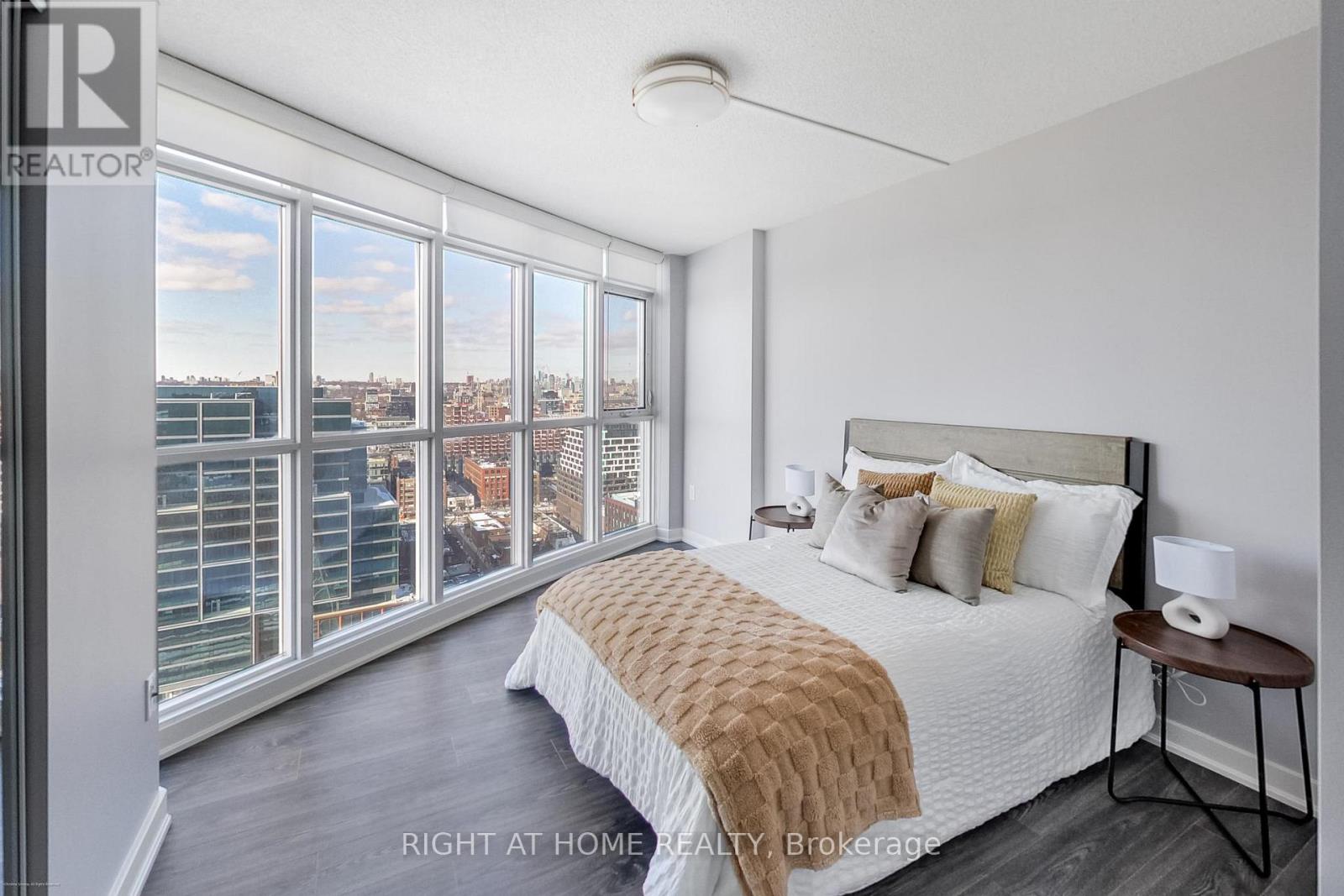 3012 - 21 Iceboat Terrace, Toronto, Ontario  M5V 4A9 - Photo 10 - C12837728