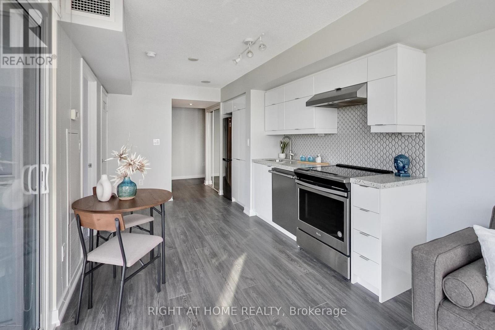 3012 - 21 Iceboat Terrace, Toronto, Ontario  M5V 4A9 - Photo 9 - C12837728