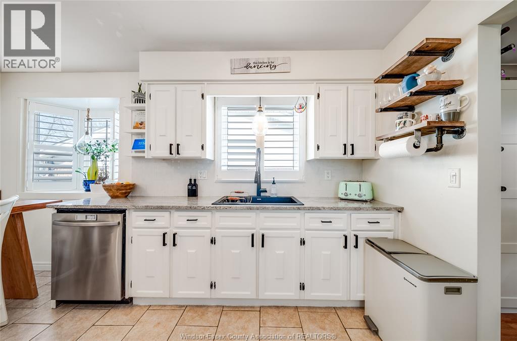 2915 Buttery Court, Windsor, Ontario  N9E 3W5 - Photo 17 - 26004099
