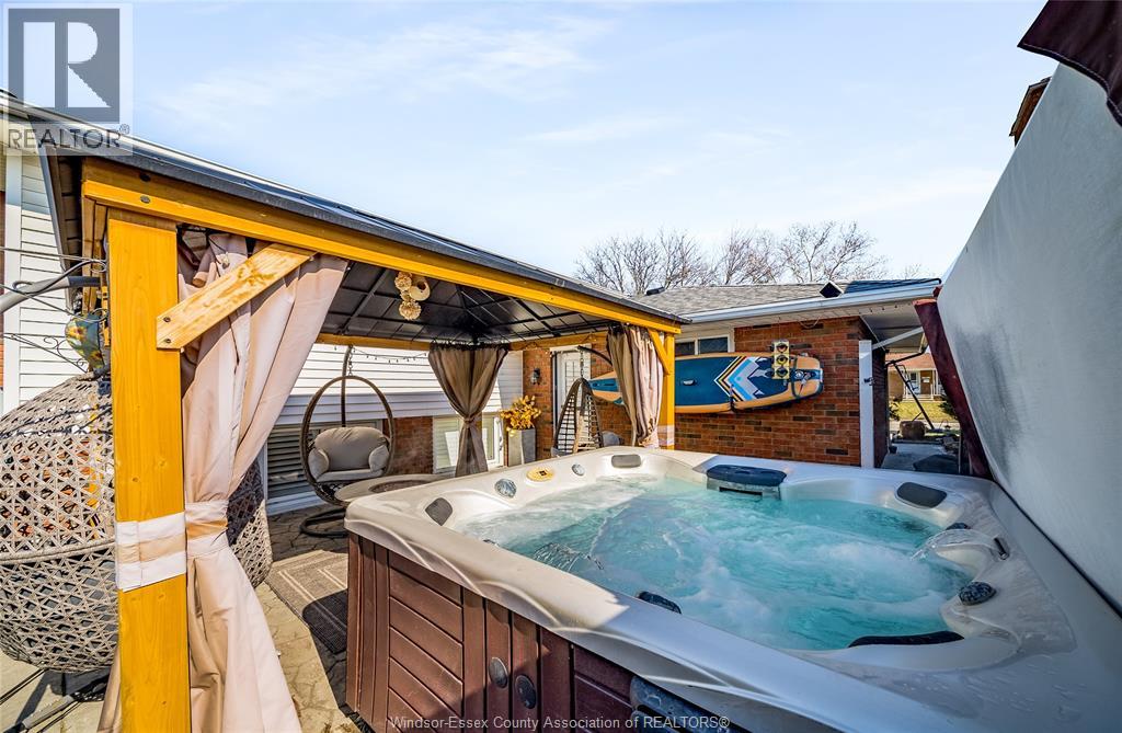 2915 Buttery Court, Windsor, Ontario  N9E 3W5 - Photo 41 - 26004099