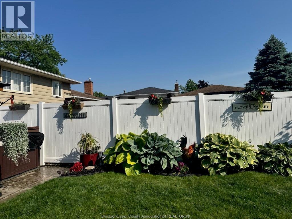 2915 Buttery Court, Windsor, Ontario  N9E 3W5 - Photo 44 - 26004099