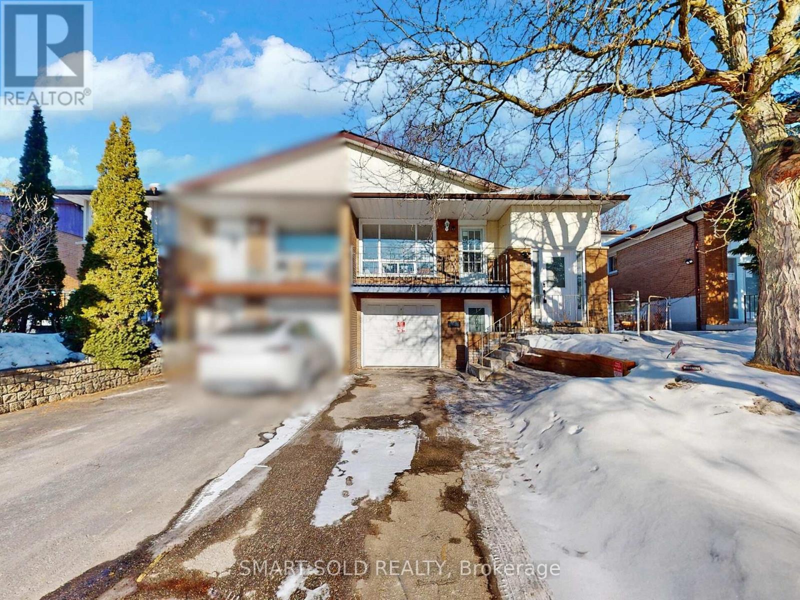 76 CLANCY DRIVE, Toronto, Ontario