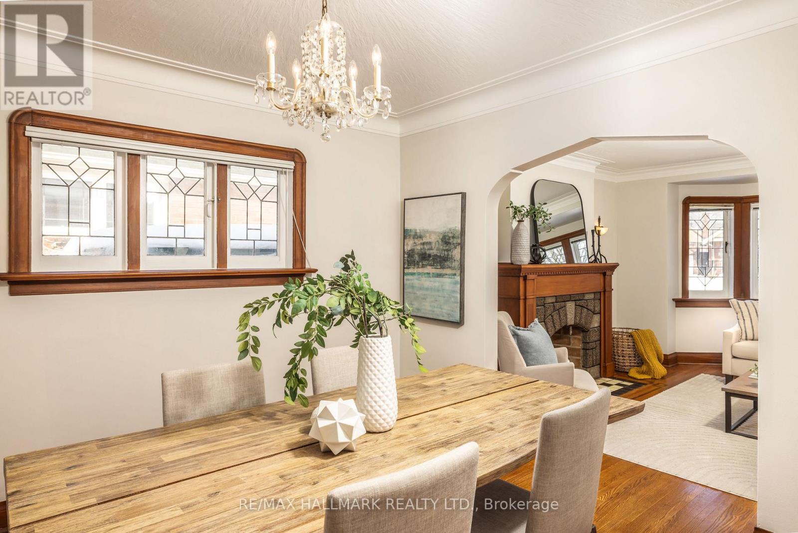 18 Fairside Avenue, Toronto, Ontario  M4C 3G9 - Photo 8 - E12837528