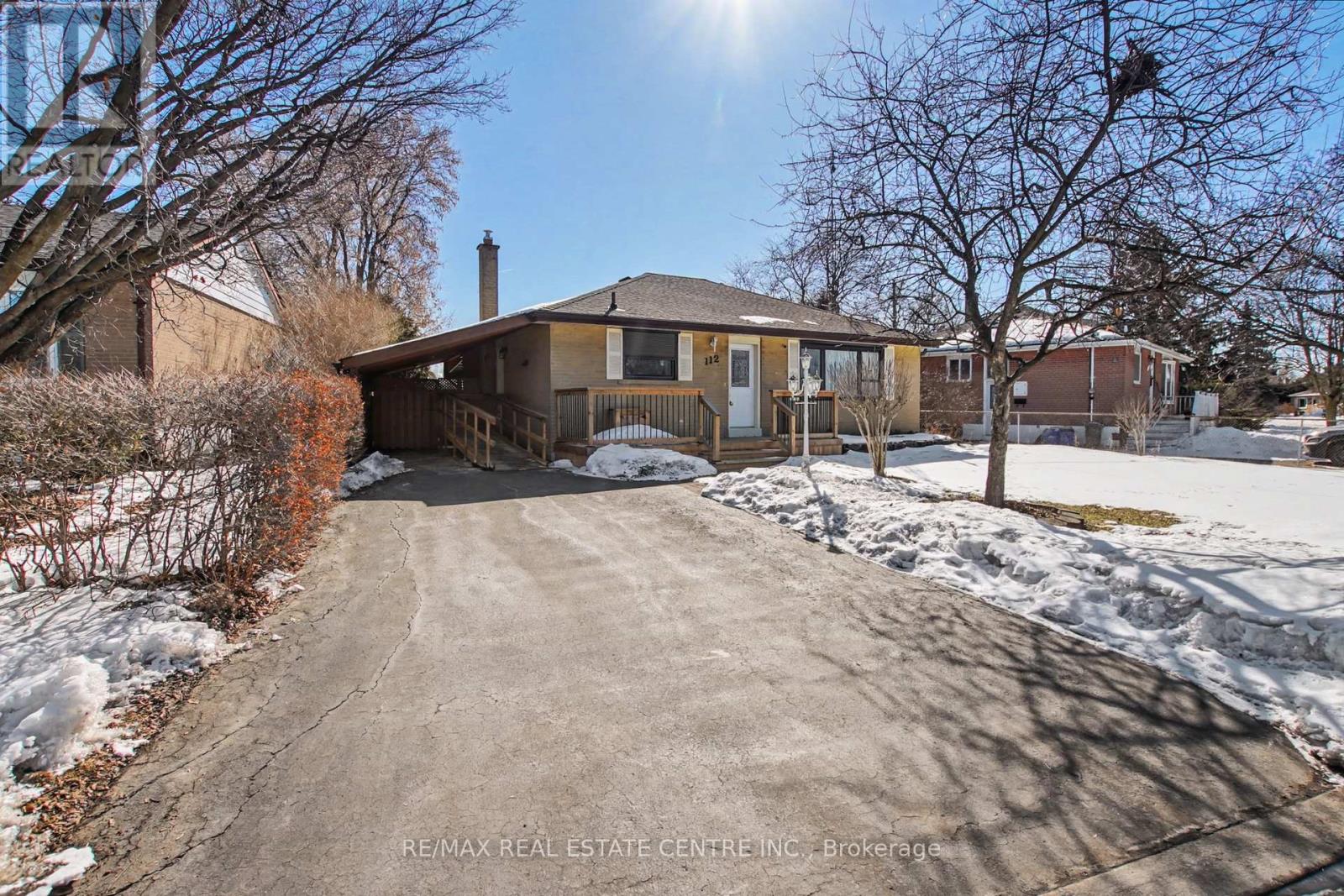 112 Anne Boulevard, Milton, Ontario  L9T 1A3 - Photo 2 - W12837652