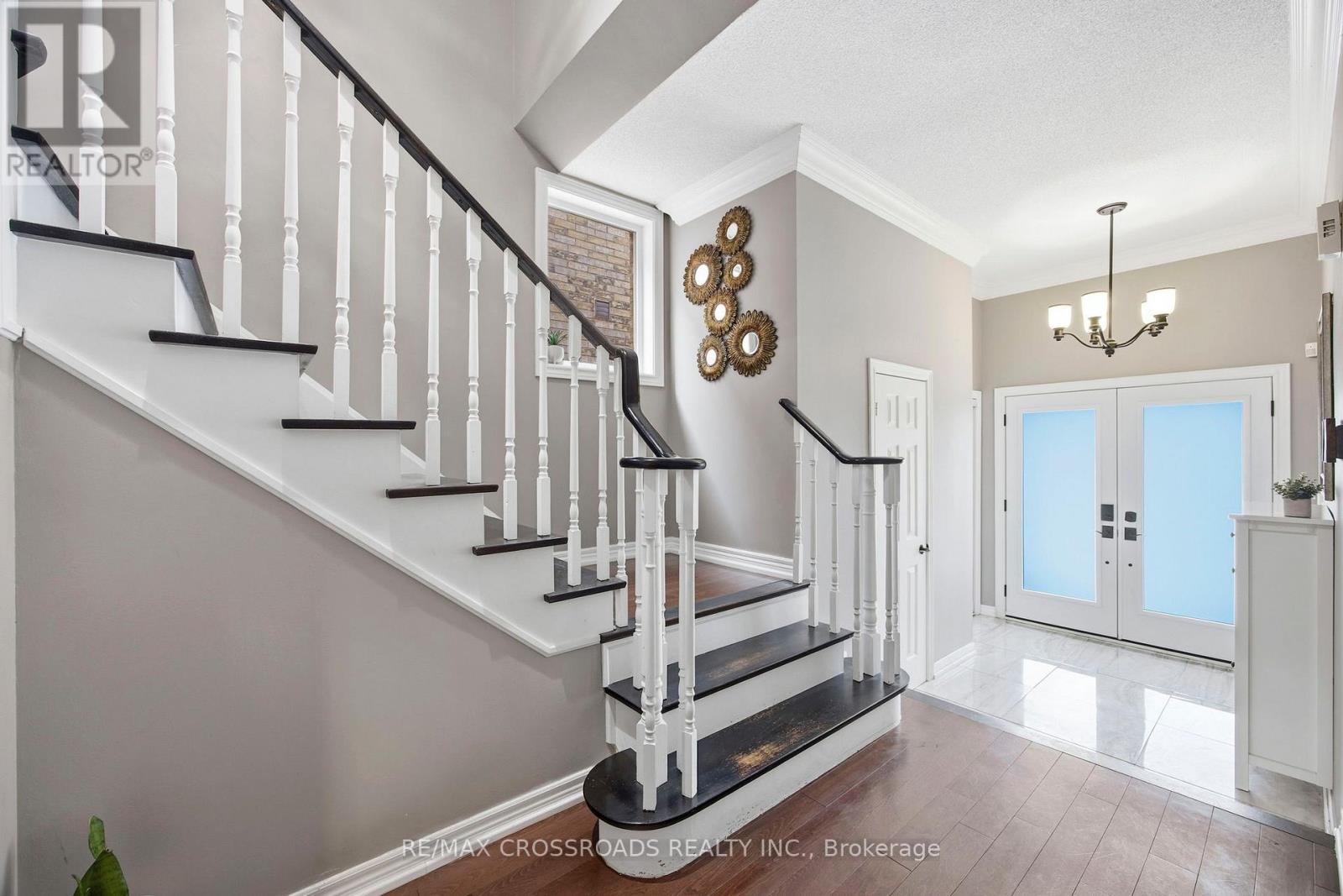 12 Sam Frustaglio Drive, Toronto, Ontario  M9N 3Y5 - Photo 18 - W12837682