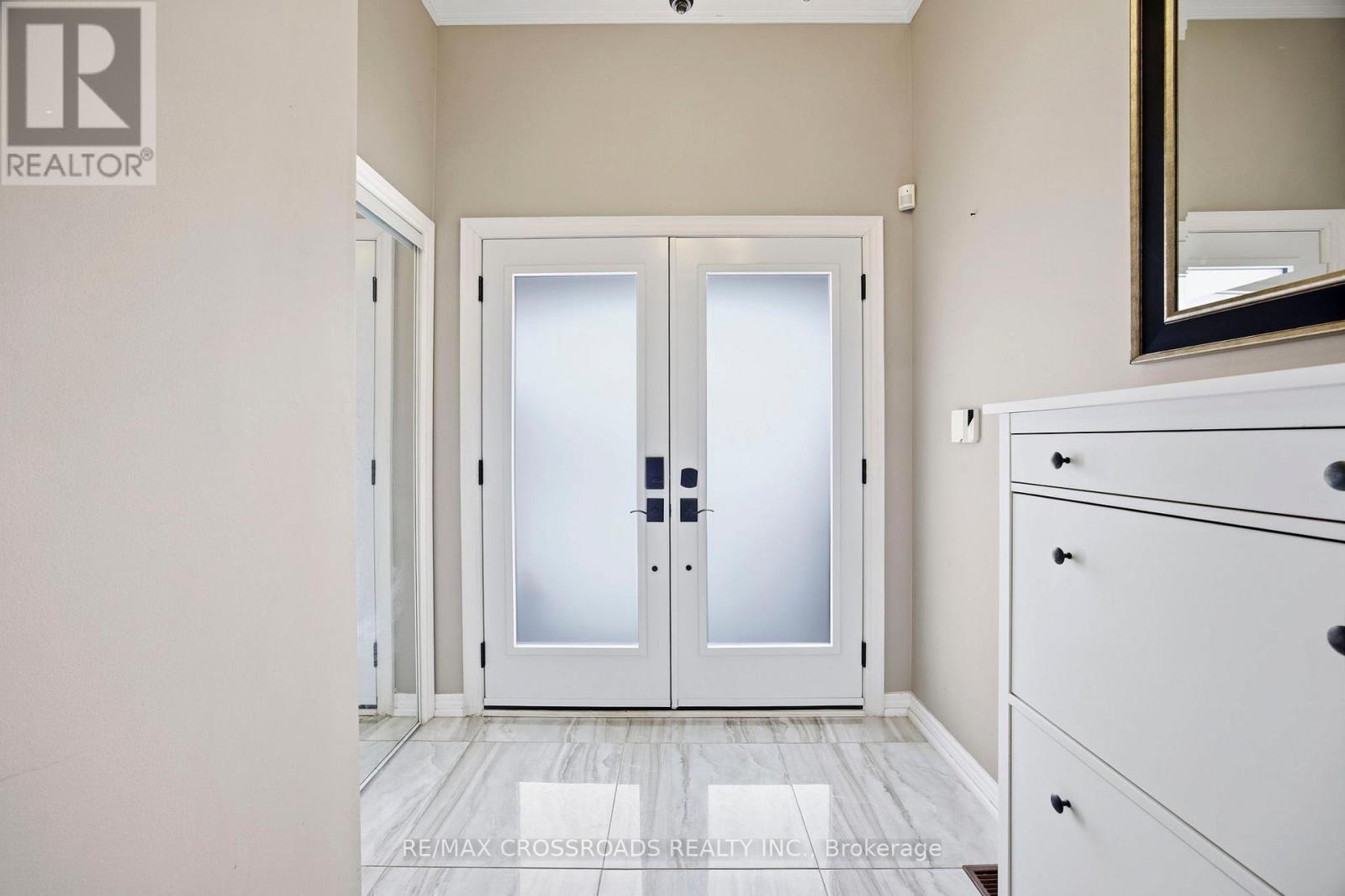 12 Sam Frustaglio Drive, Toronto, Ontario  M9N 3Y5 - Photo 3 - W12837682