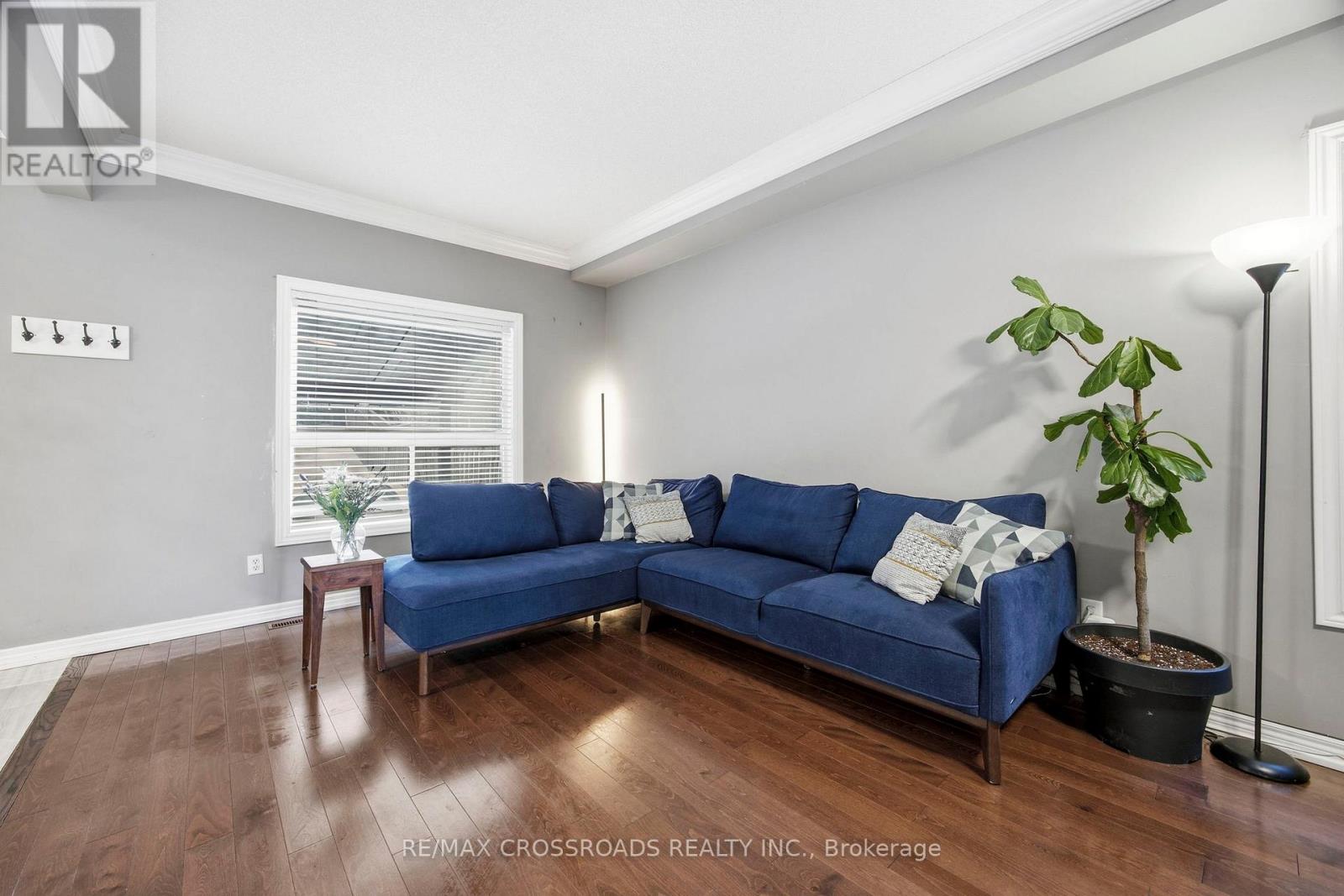 12 Sam Frustaglio Drive, Toronto, Ontario  M9N 3Y5 - Photo 7 - W12837682