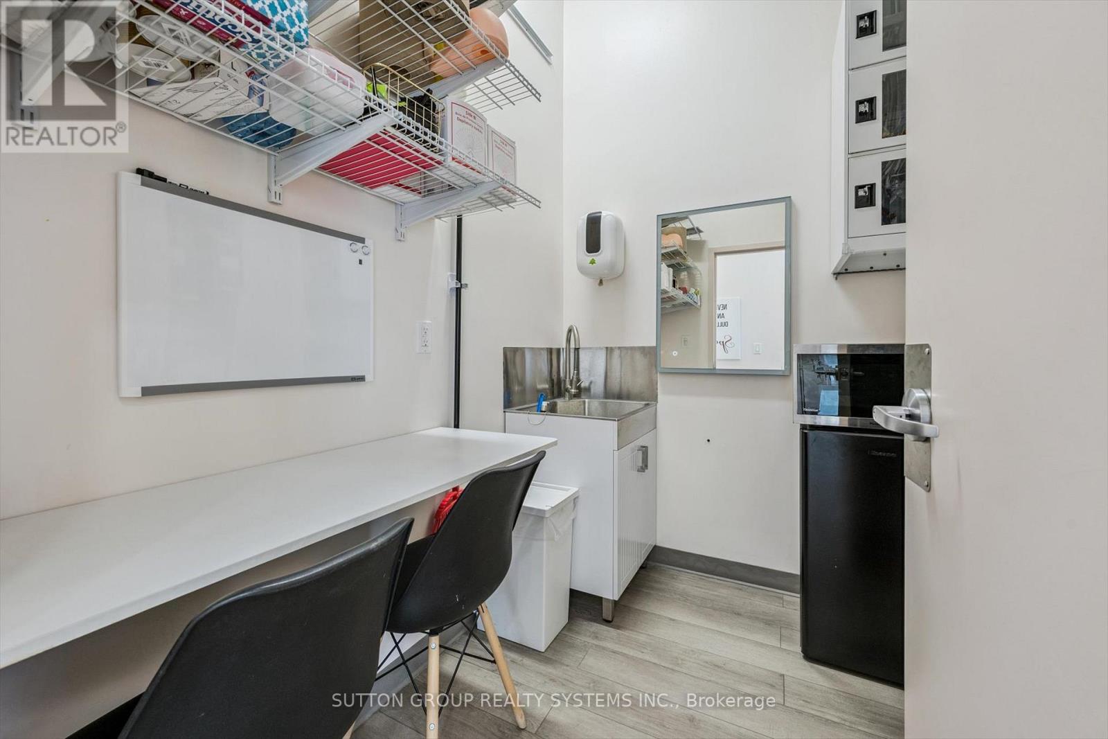 28 - 11 Bronte Road, Oakville (Br Bronte), Ontario  L6L 0E1 - Photo 16 - W12837694