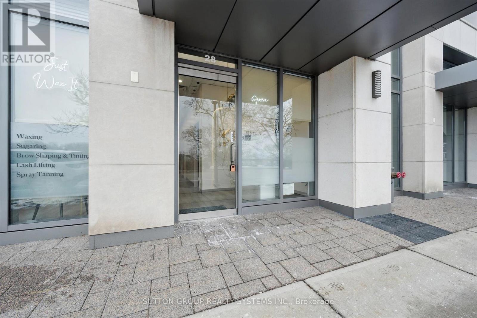 28 - 11 Bronte Road, Oakville (Br Bronte), Ontario  L6L 0E1 - Photo 4 - W12837694