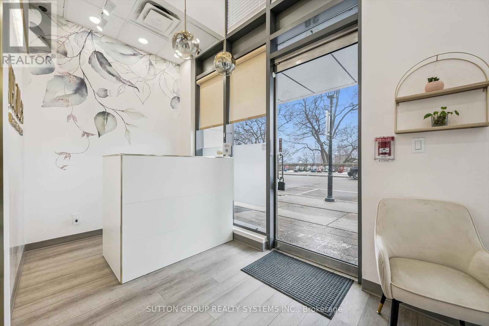 28 - 11 Bronte Road, Oakville (Br Bronte), Ontario  L6L 0E1 - Photo 5 - W12837694