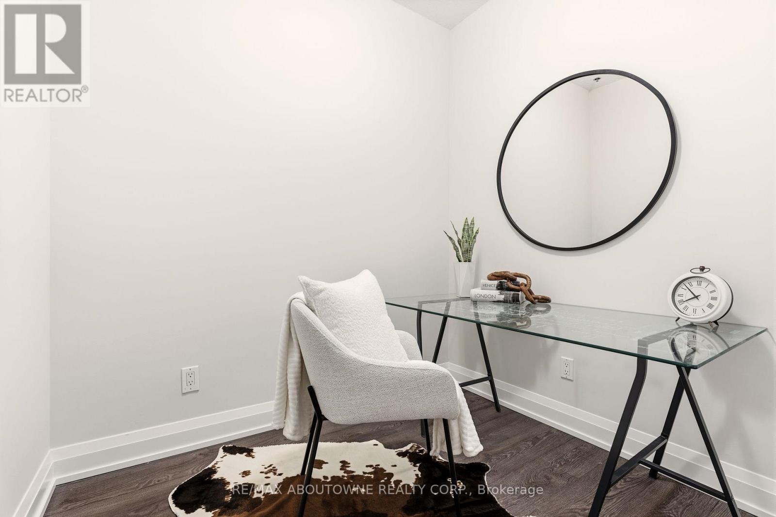 Ph04 - 65 Speers Road, Oakville, Ontario  L6K 0J1 - Photo 19 - W12837706