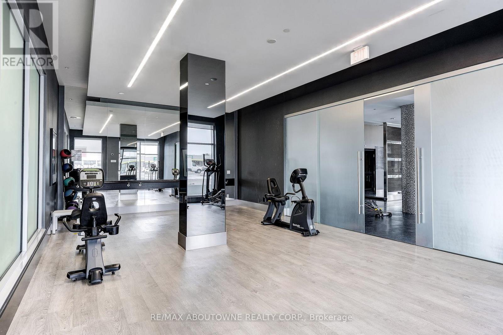 Ph04 - 65 Speers Road, Oakville, Ontario  L6K 0J1 - Photo 25 - W12837706