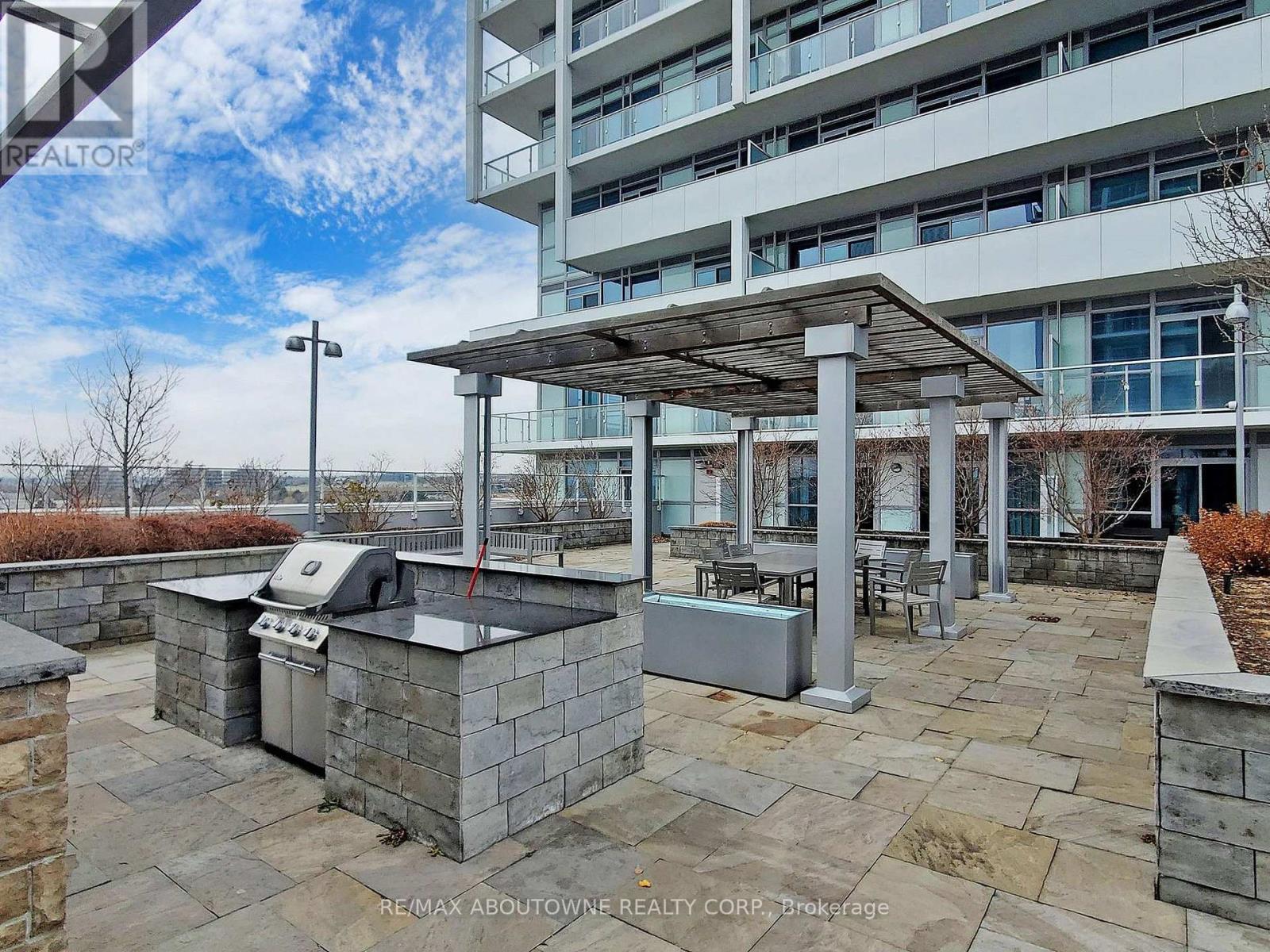 Ph04 - 65 Speers Road, Oakville, Ontario  L6K 0J1 - Photo 33 - W12837706