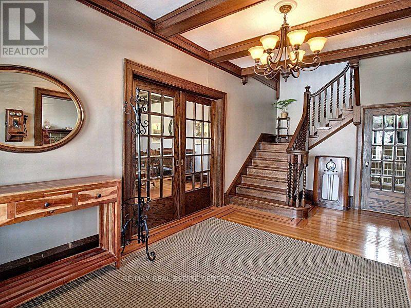 164 Rymal Road E, Hamilton, Ontario  L9B 1C2 - Photo 6 - X12837660