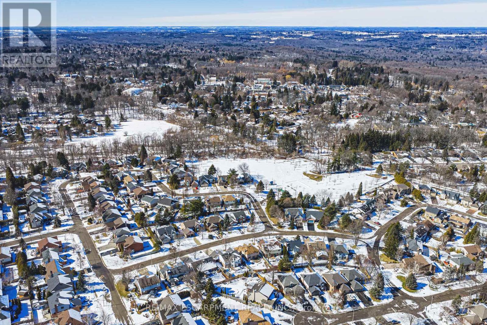 577 Tomahawk Crescent, Hamilton, Ontario  L9G 3T4 - Photo 48 - X12837700