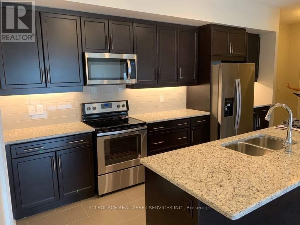 1204 - 260 Villagewalk Boulevard, London North, Ontario  N6G 4Z1 - Photo 3 - X12837712