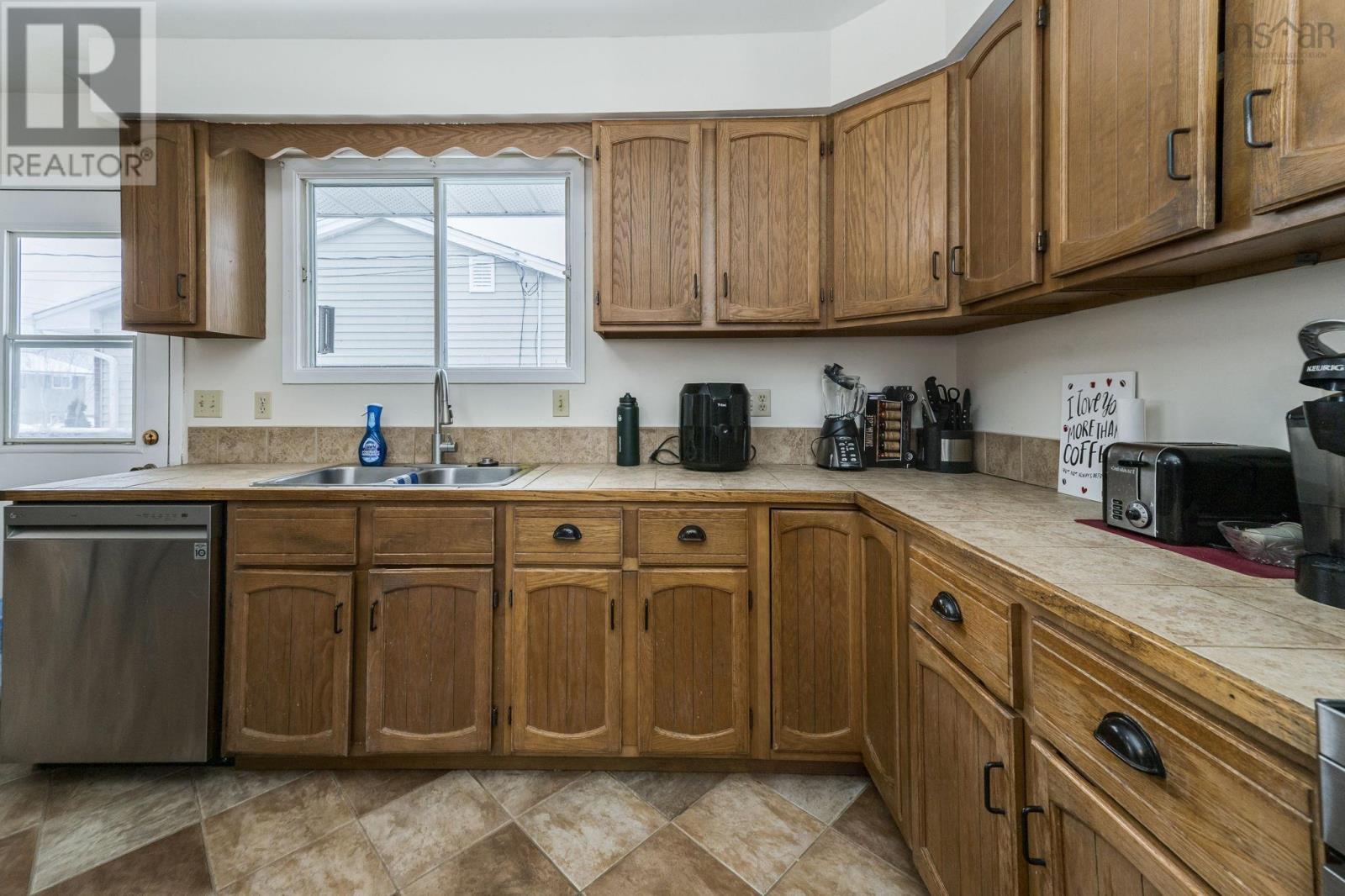 17 Wexford Road, Cole Harbour, Nova Scotia  B2V 1R8 - Photo 7 - 202602815