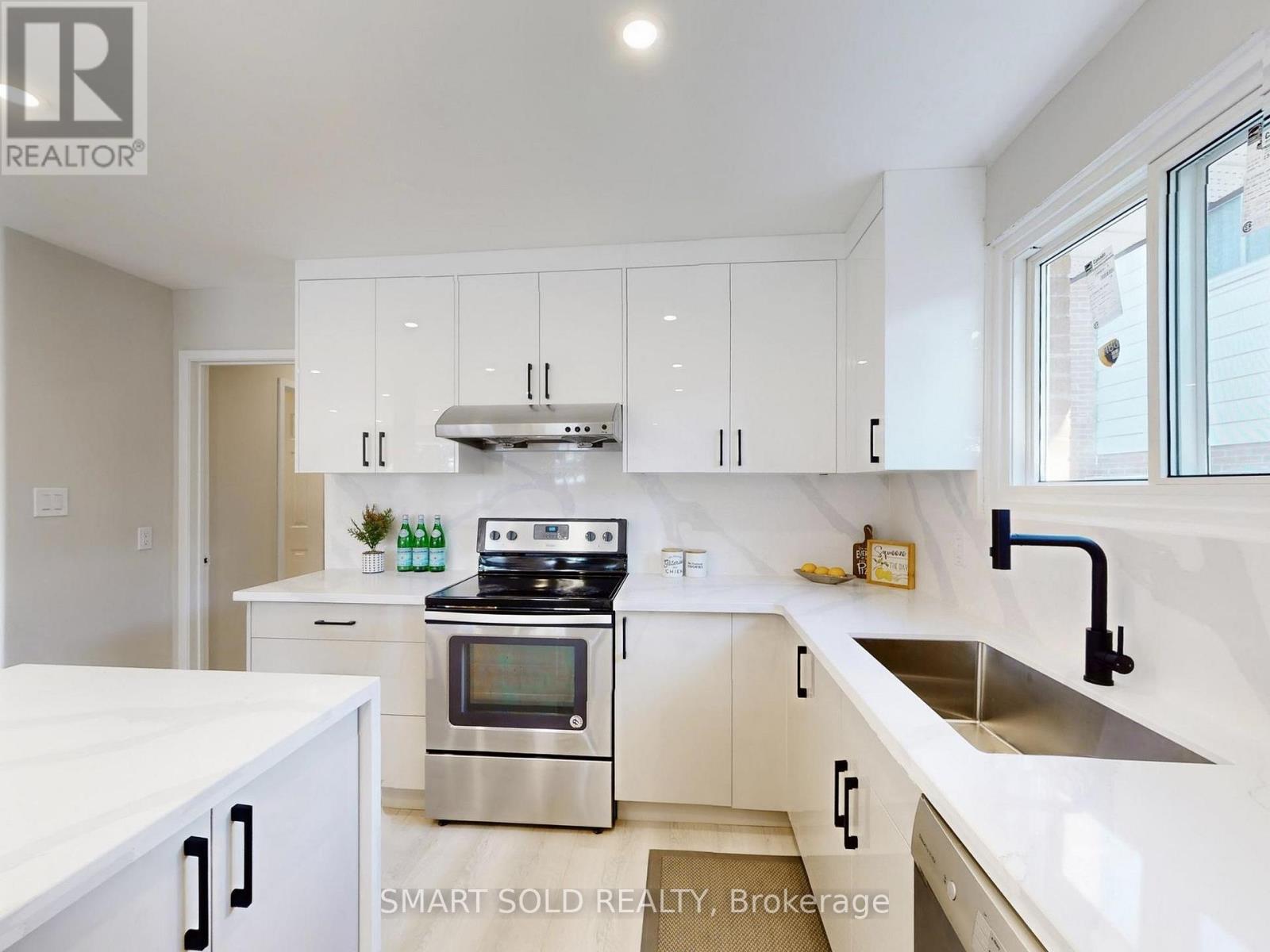 76 Clancy Drive, Toronto, Ontario  M2J 2V8 - Photo 12 - C12837472