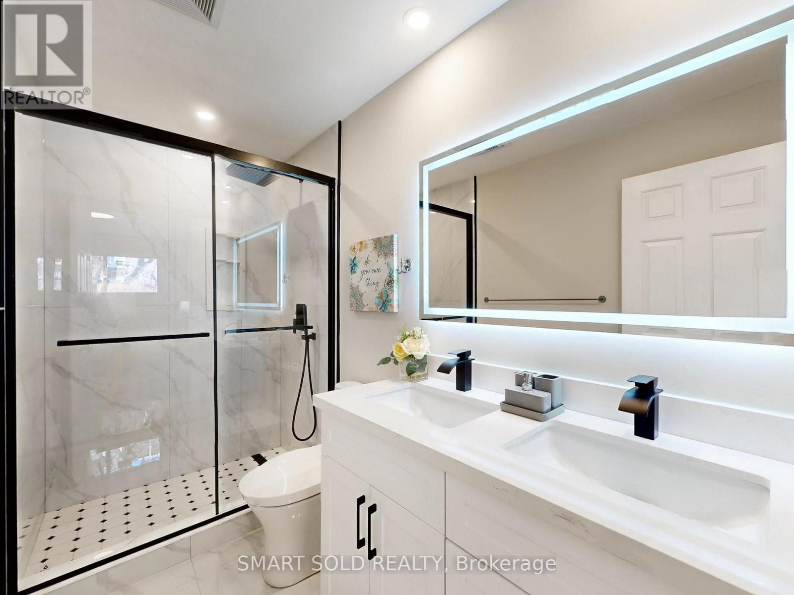 76 Clancy Drive, Toronto, Ontario  M2J 2V8 - Photo 13 - C12837472