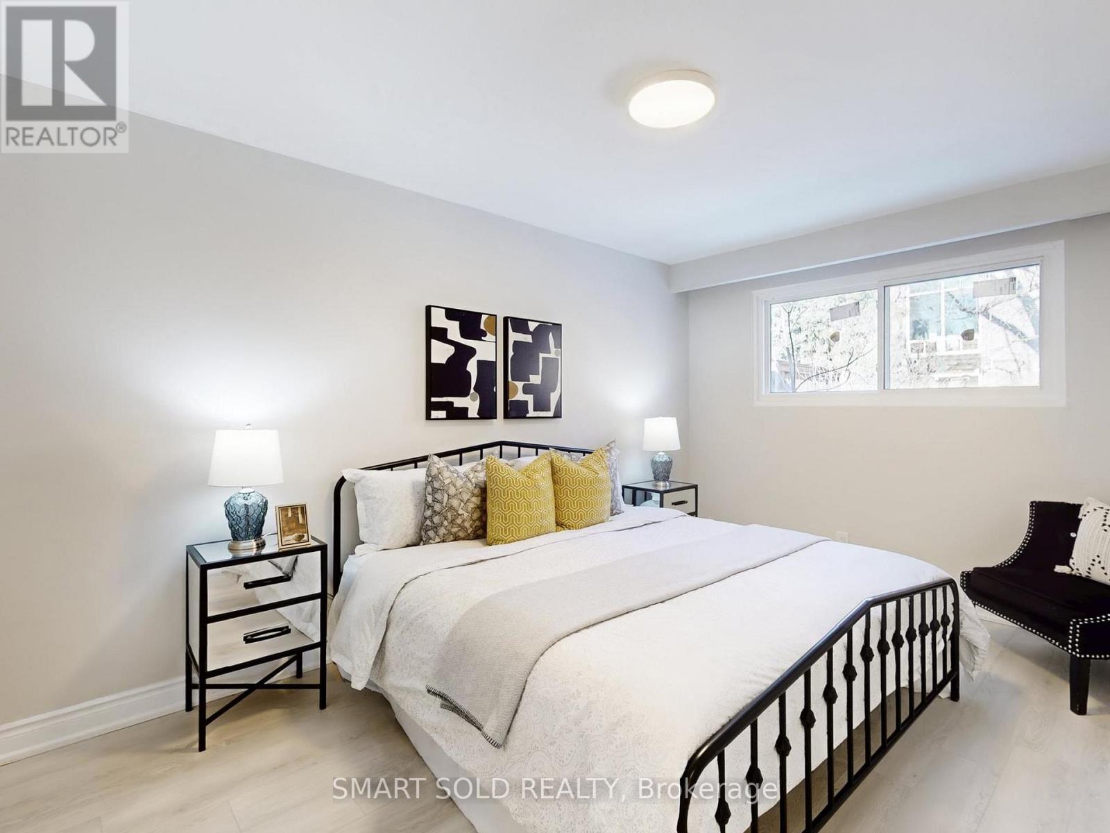 76 Clancy Drive, Toronto, Ontario  M2J 2V8 - Photo 10 - C12837472