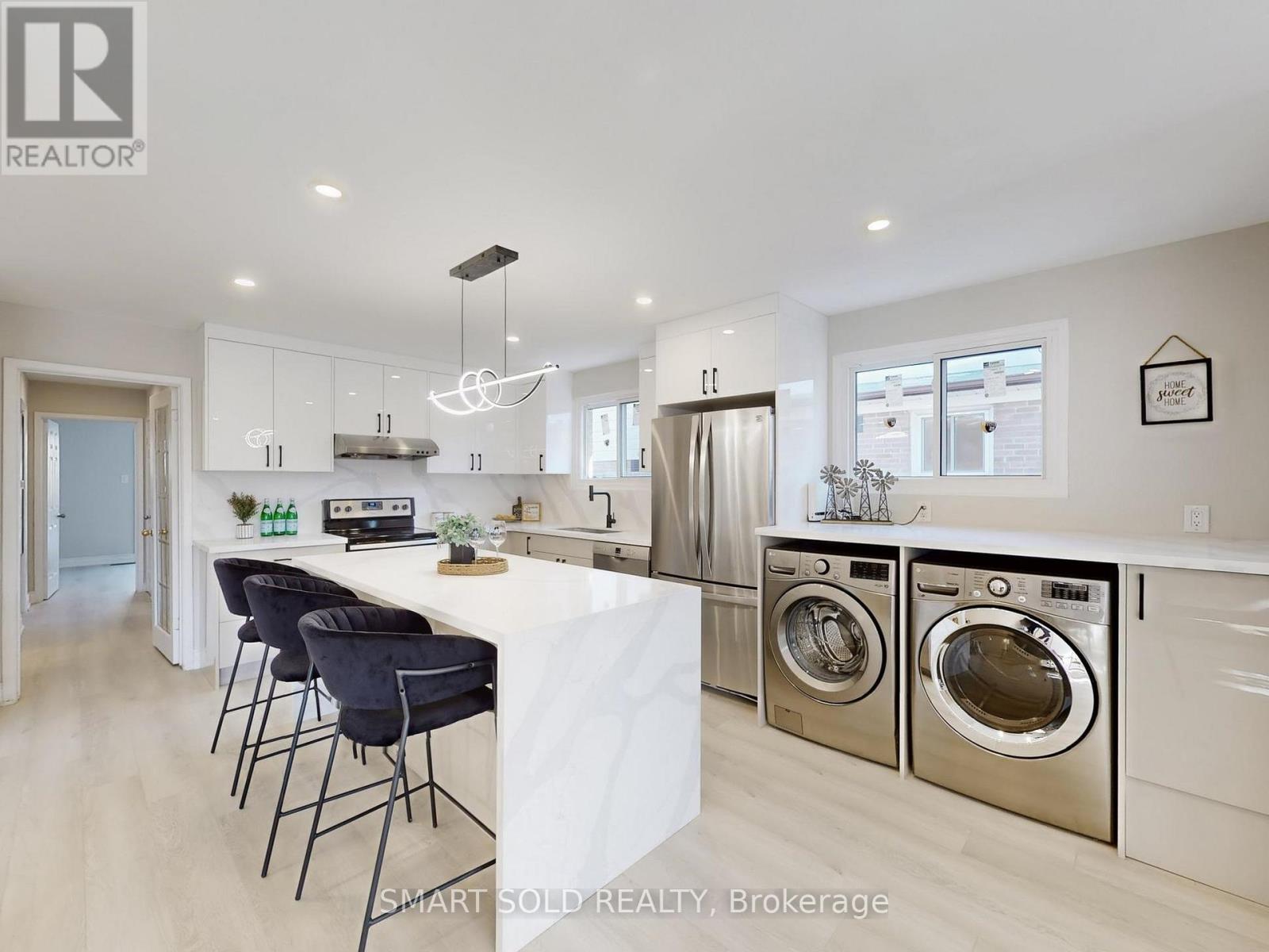 76 Clancy Drive, Toronto, Ontario  M2J 2V8 - Photo 8 - C12837472