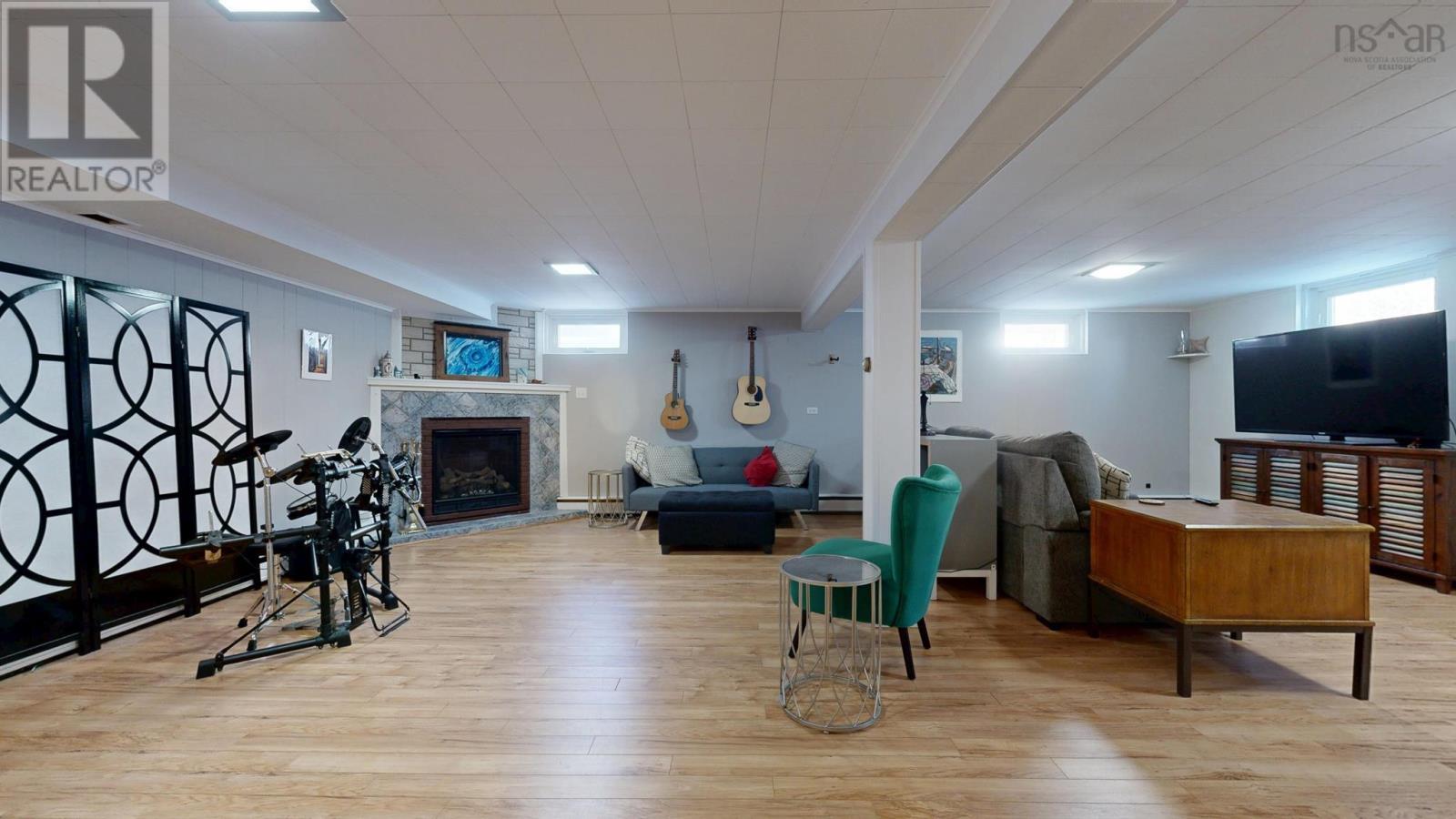 168 Broad Street, Lunenburg, Nova Scotia  B0J 2C0 - Photo 17 - 202603676