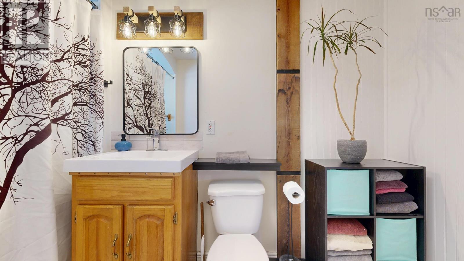 168 Broad Street, Lunenburg, Nova Scotia  B0J 2C0 - Photo 14 - 202603676