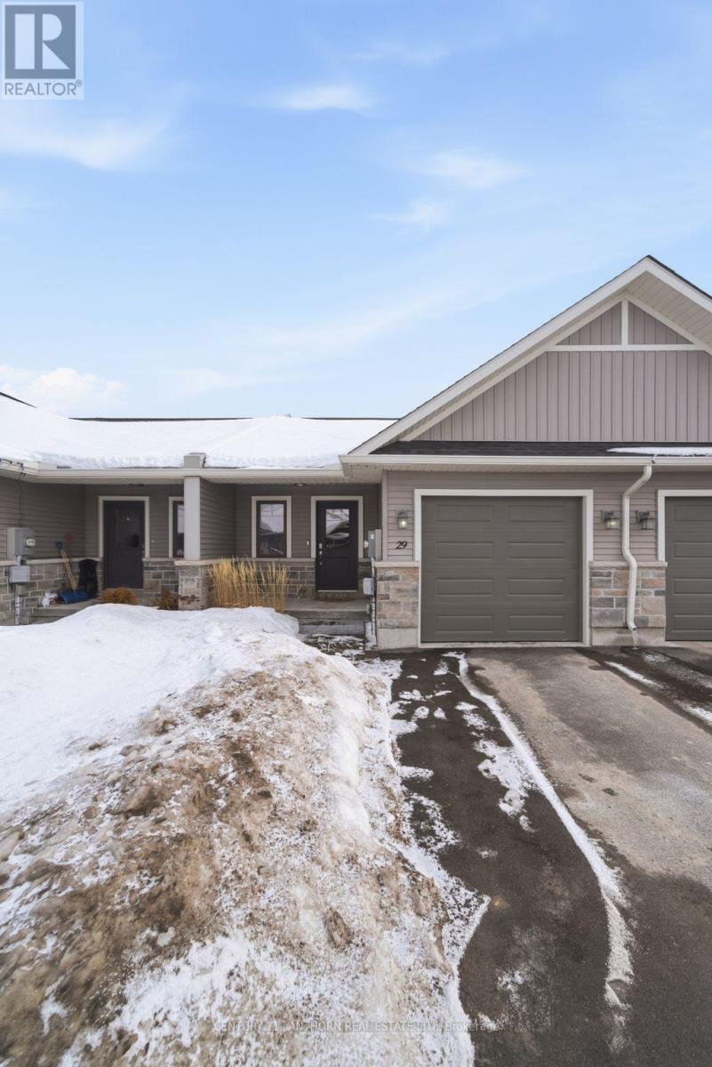 29 Sandhu Crescent, Belleville, Ontario  K8P 0G7 - Photo 2 - X12837792