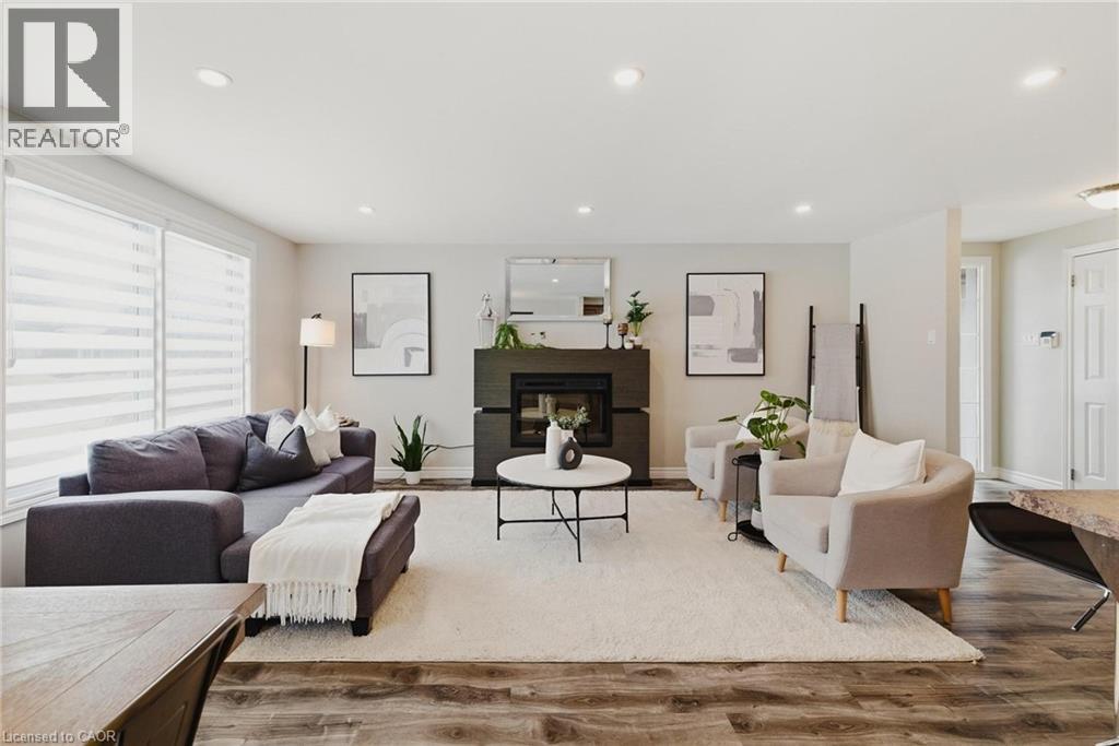 322 Sandowne Drive, Waterloo, Ontario  N2K 1V8 - Photo 4 - 40806117