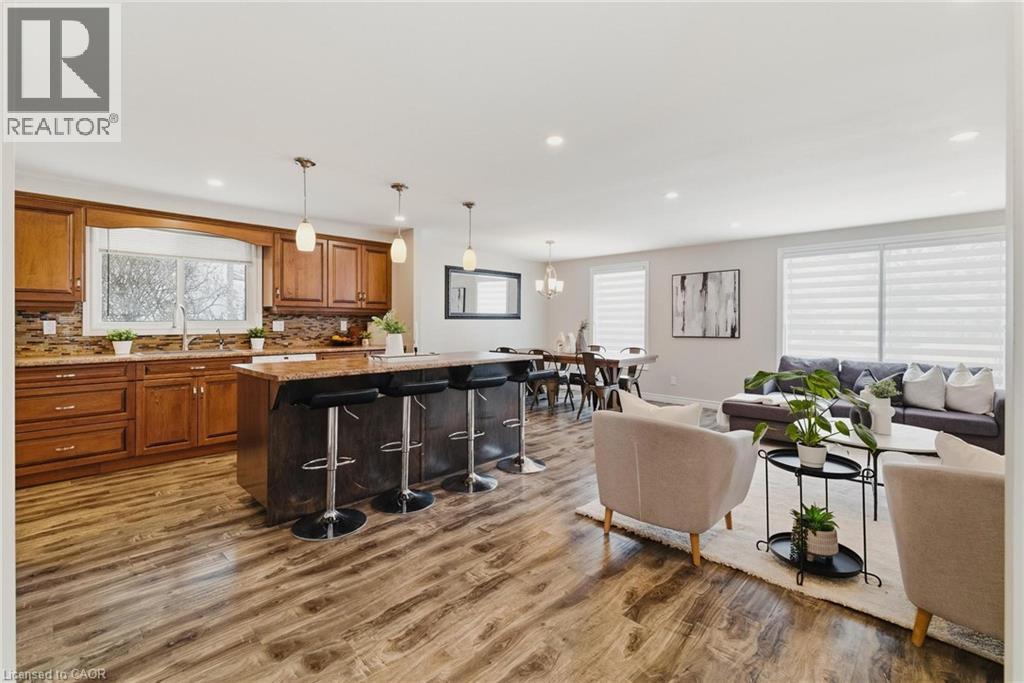 322 Sandowne Drive, Waterloo, Ontario  N2K 1V8 - Photo 2 - 40806117