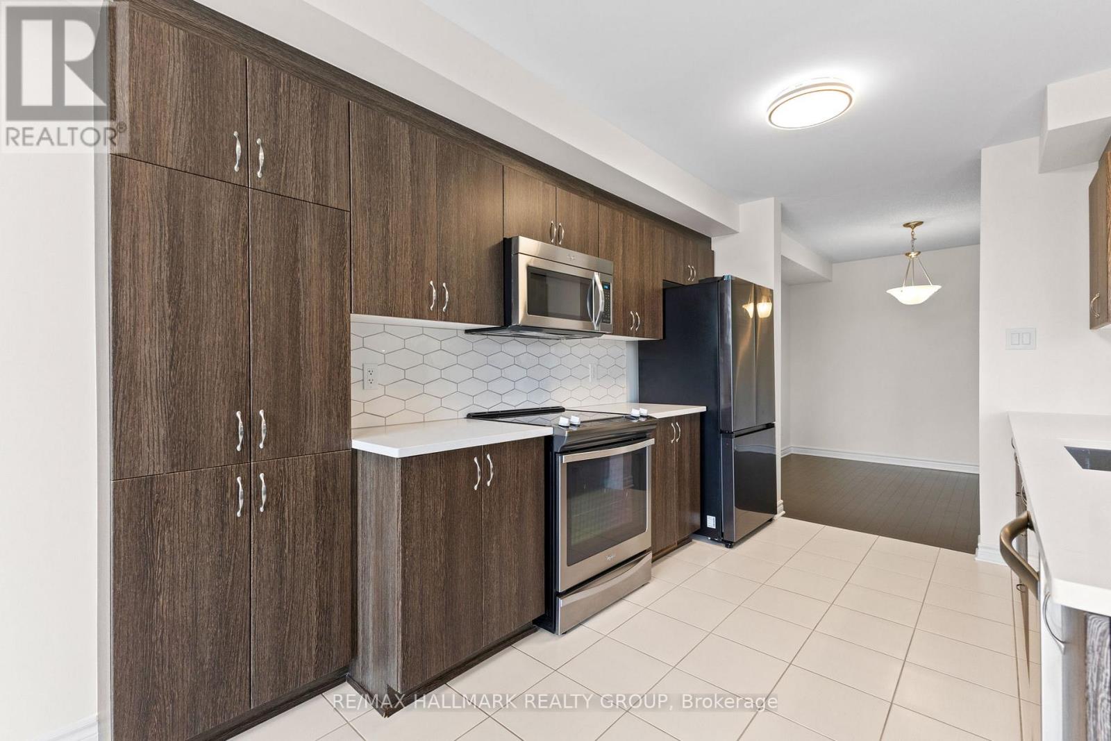 420 Barrick Hill Road, Ottawa, Ontario  K2M 0H7 - Photo 18 - X12837766