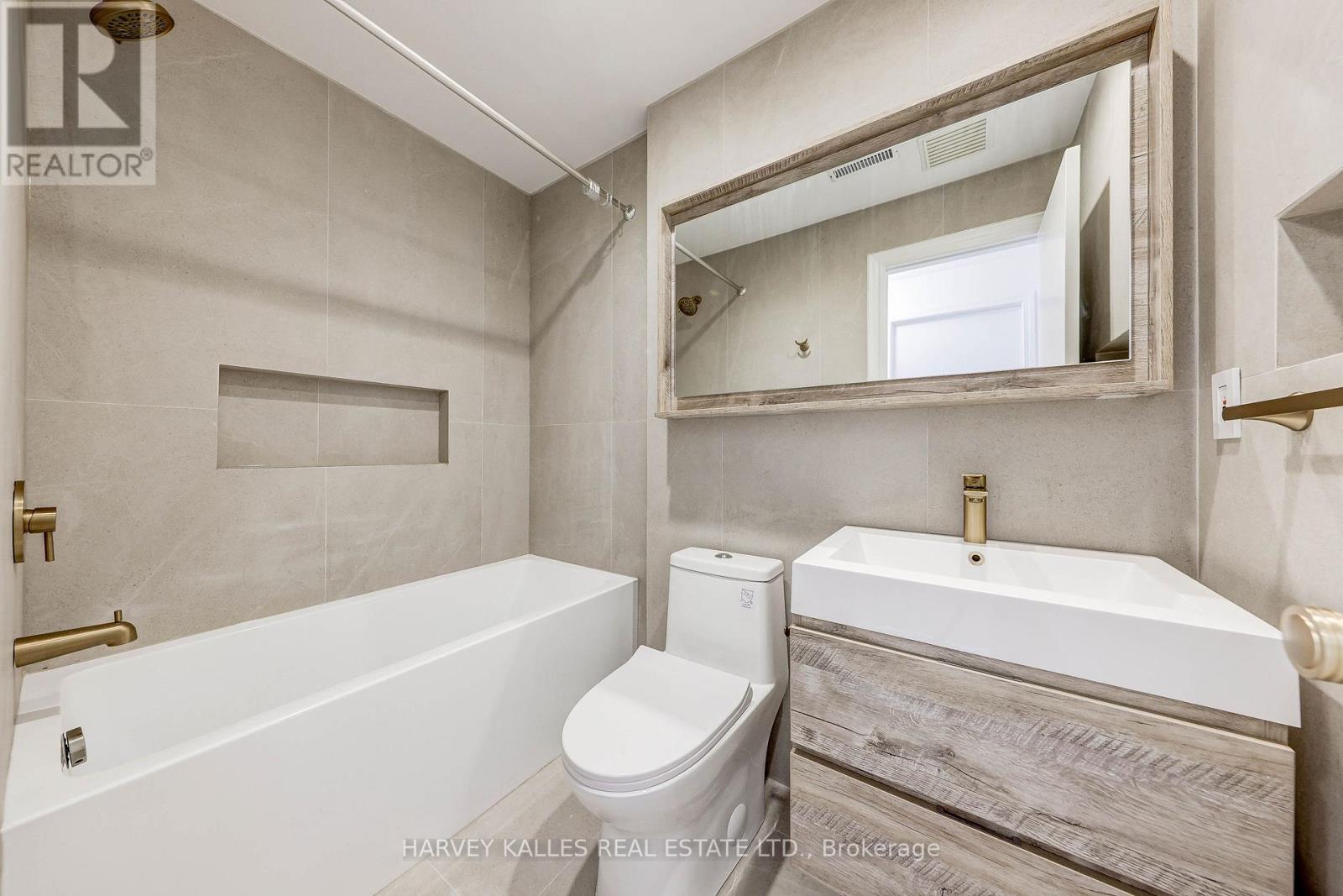 Th42 - 11 Niagara Street, Toronto, Ontario  M5V 3N9 - Photo 17 - C12837796