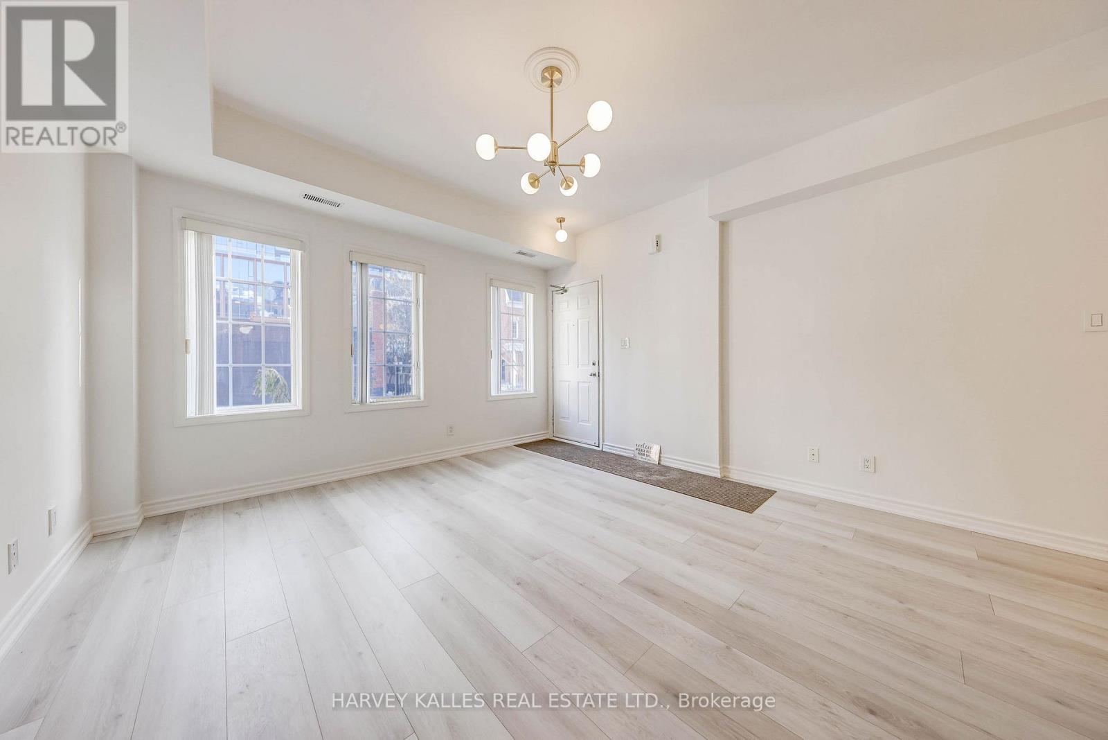 Th42 - 11 Niagara Street, Toronto, Ontario  M5V 3N9 - Photo 3 - C12837796