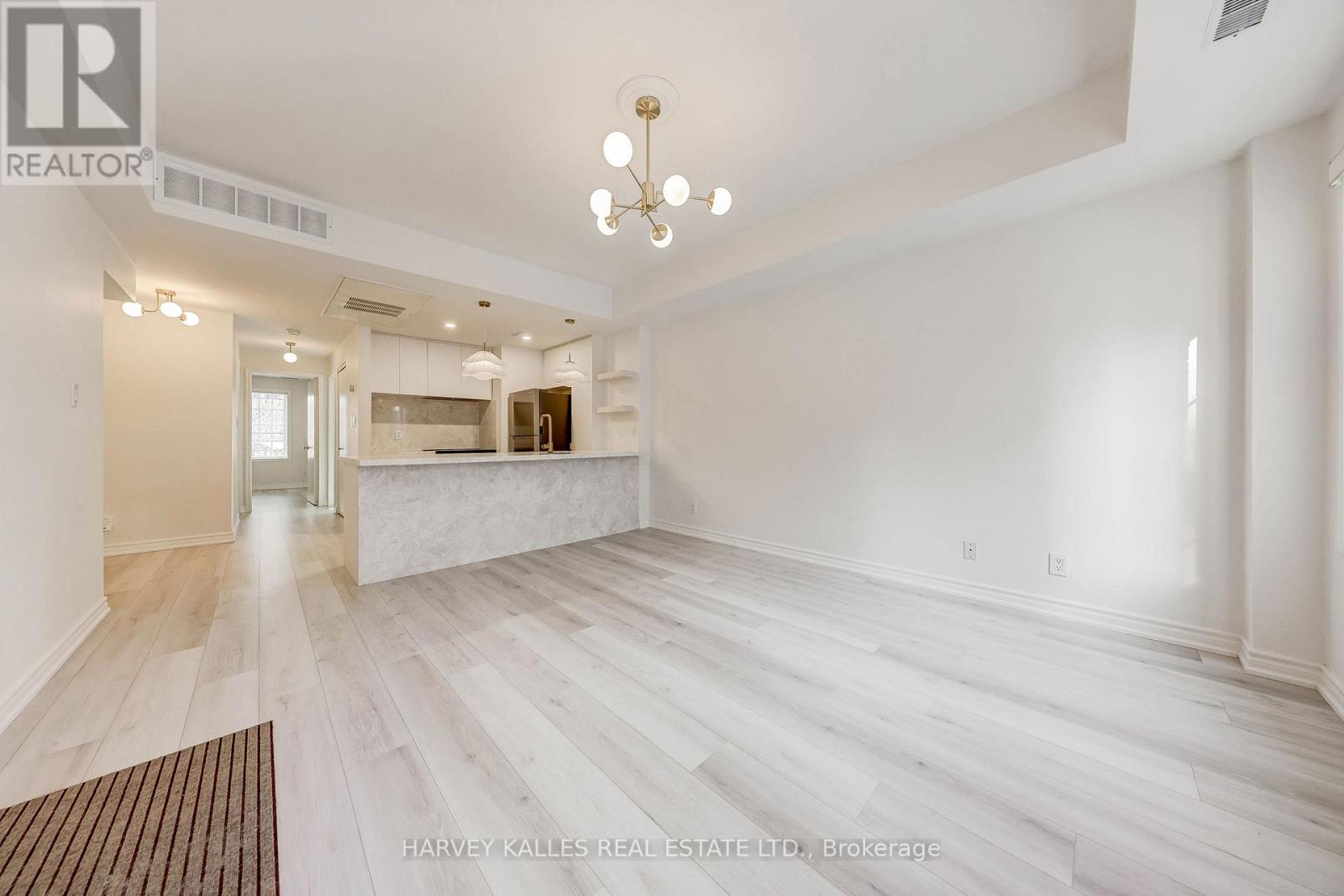 Th42 - 11 Niagara Street, Toronto, Ontario  M5V 3N9 - Photo 4 - C12837796