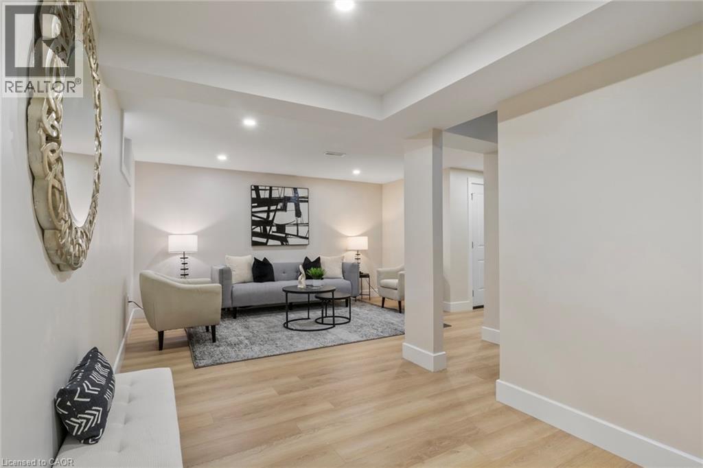 92 Scenic Wood Crescent, Kitchener, Ontario  N2A 3N6 - Photo 26 - 40808022