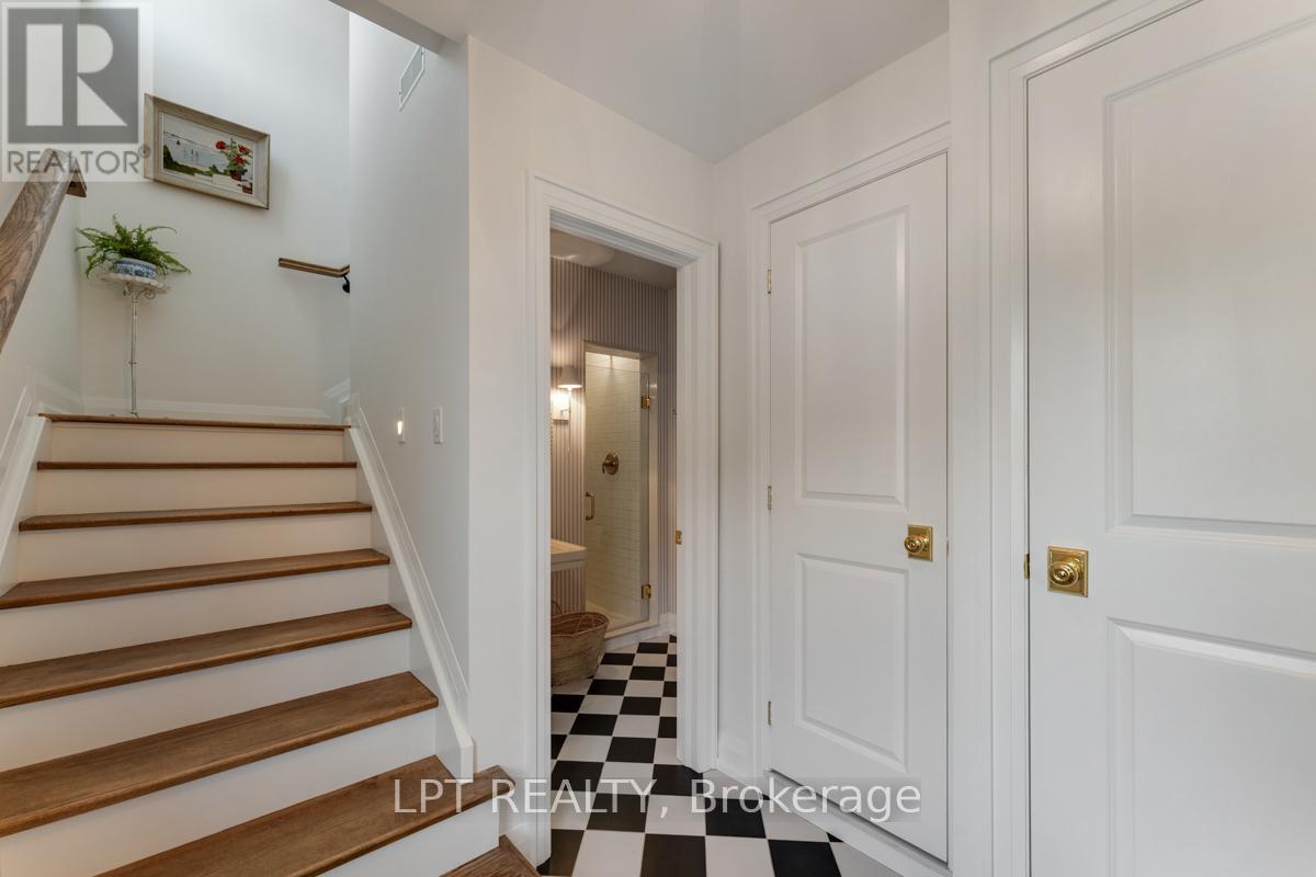 944 Lake Drive E, Georgina, Ontario  L0E 1L0 - Photo 30 - N12837784