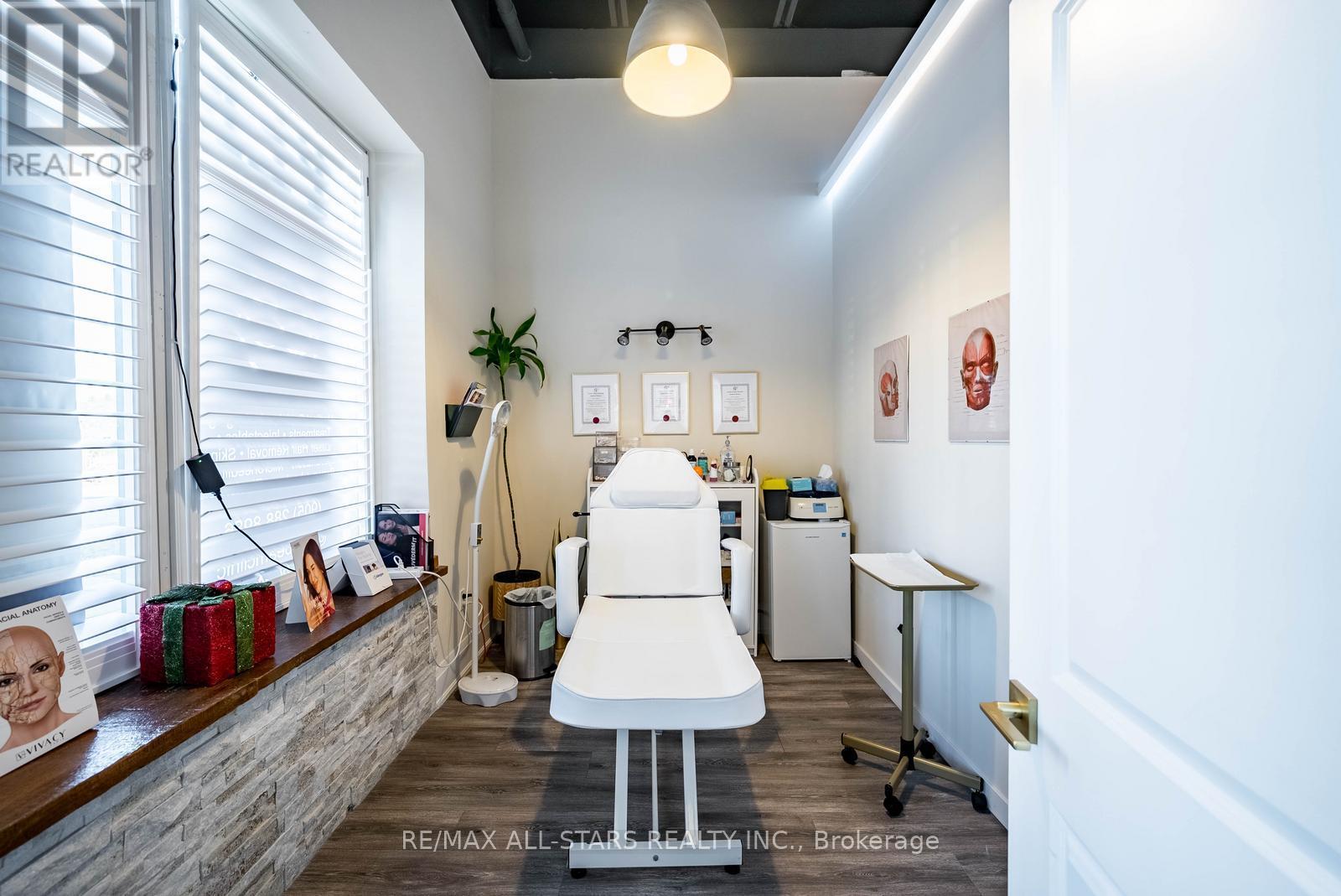 35 - 86 Ringwood Drive, Whitchurch-Stouffville, Ontario  L4A 1C3 - Photo 18 - N12837790